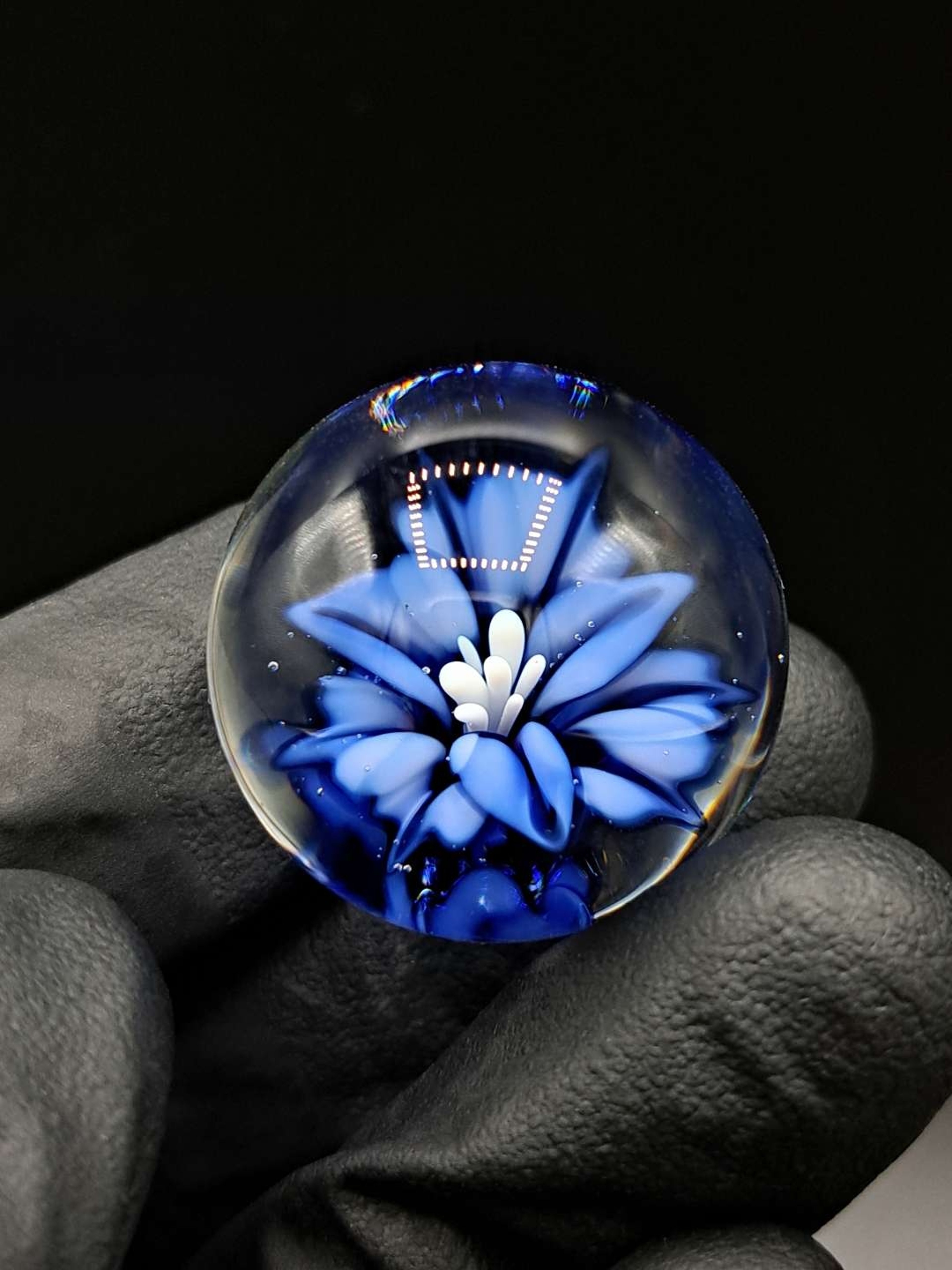 Preview pic of Flower marble blue pastel
