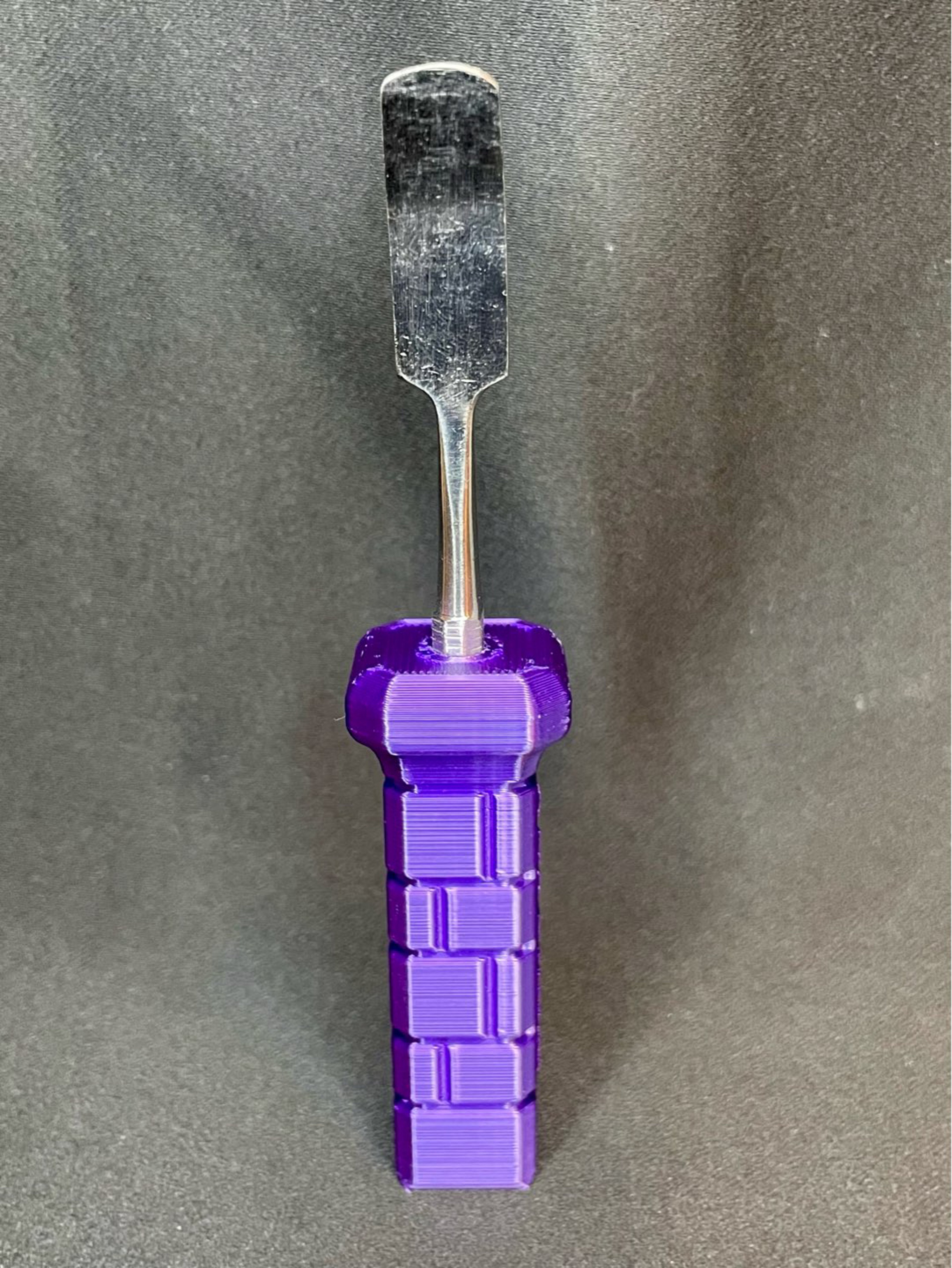 Preview pic of By the brick 3d printed dab tool