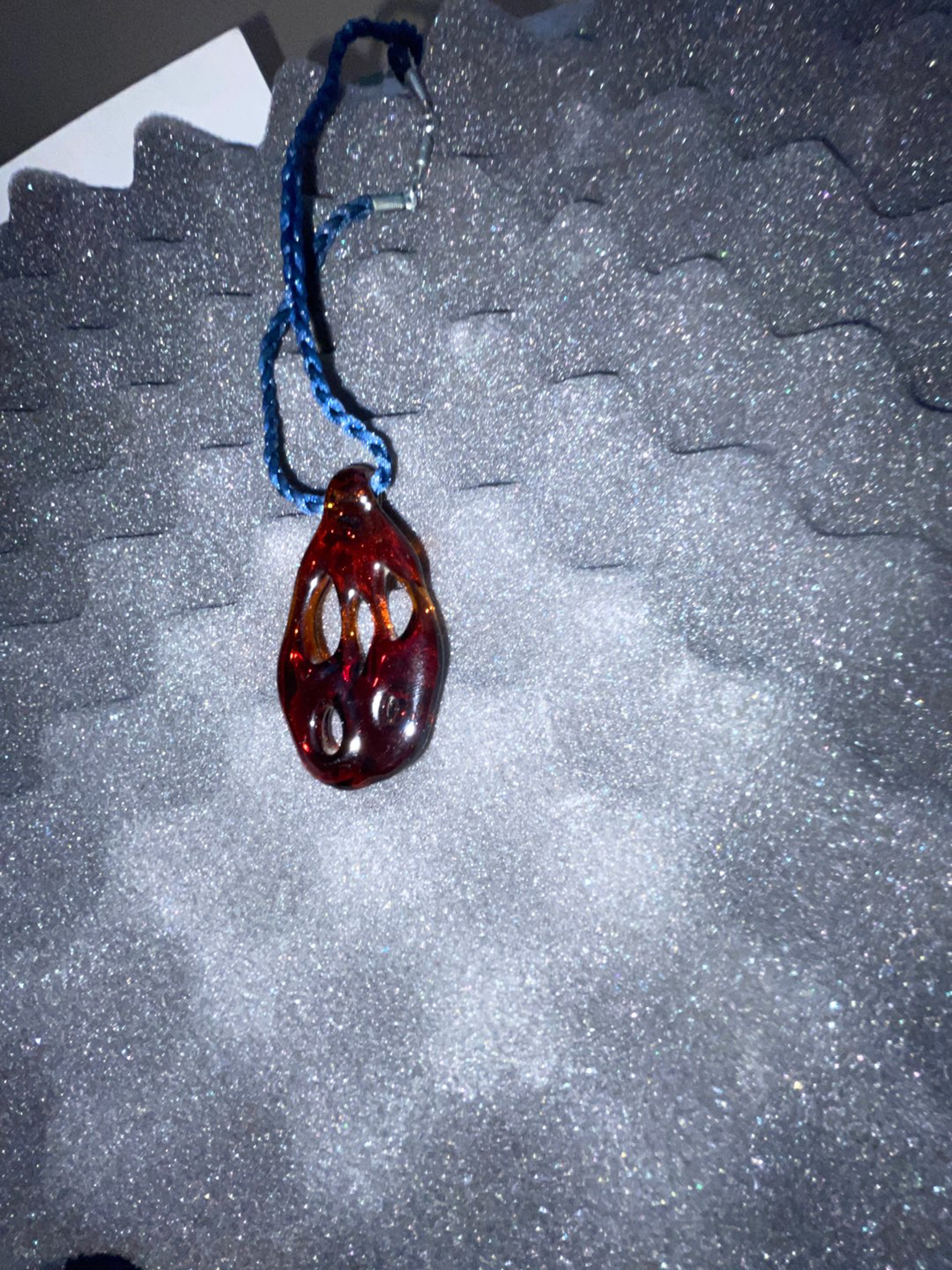 Preview pic of Shatter drip pendant