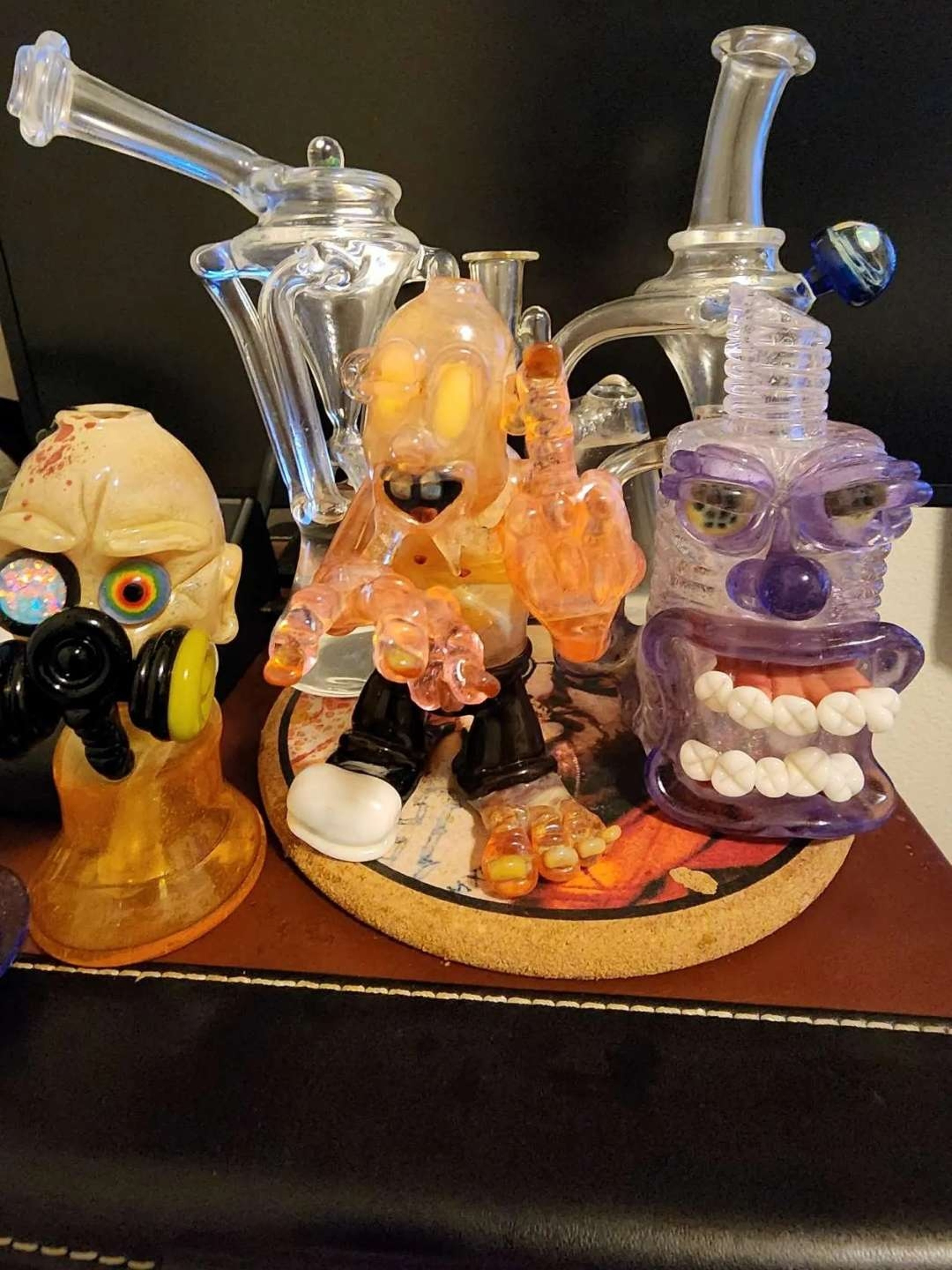 Preview pic of Frosty Fresh, Mango Glass, Hoodratt Shit, Up Dog Glass