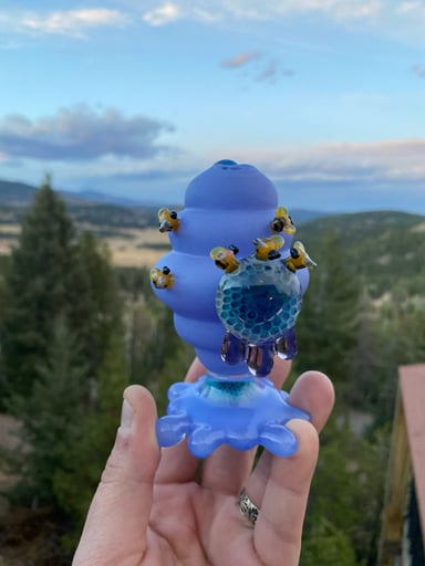 Preview pic of Joe Peters Blue Honey Hive