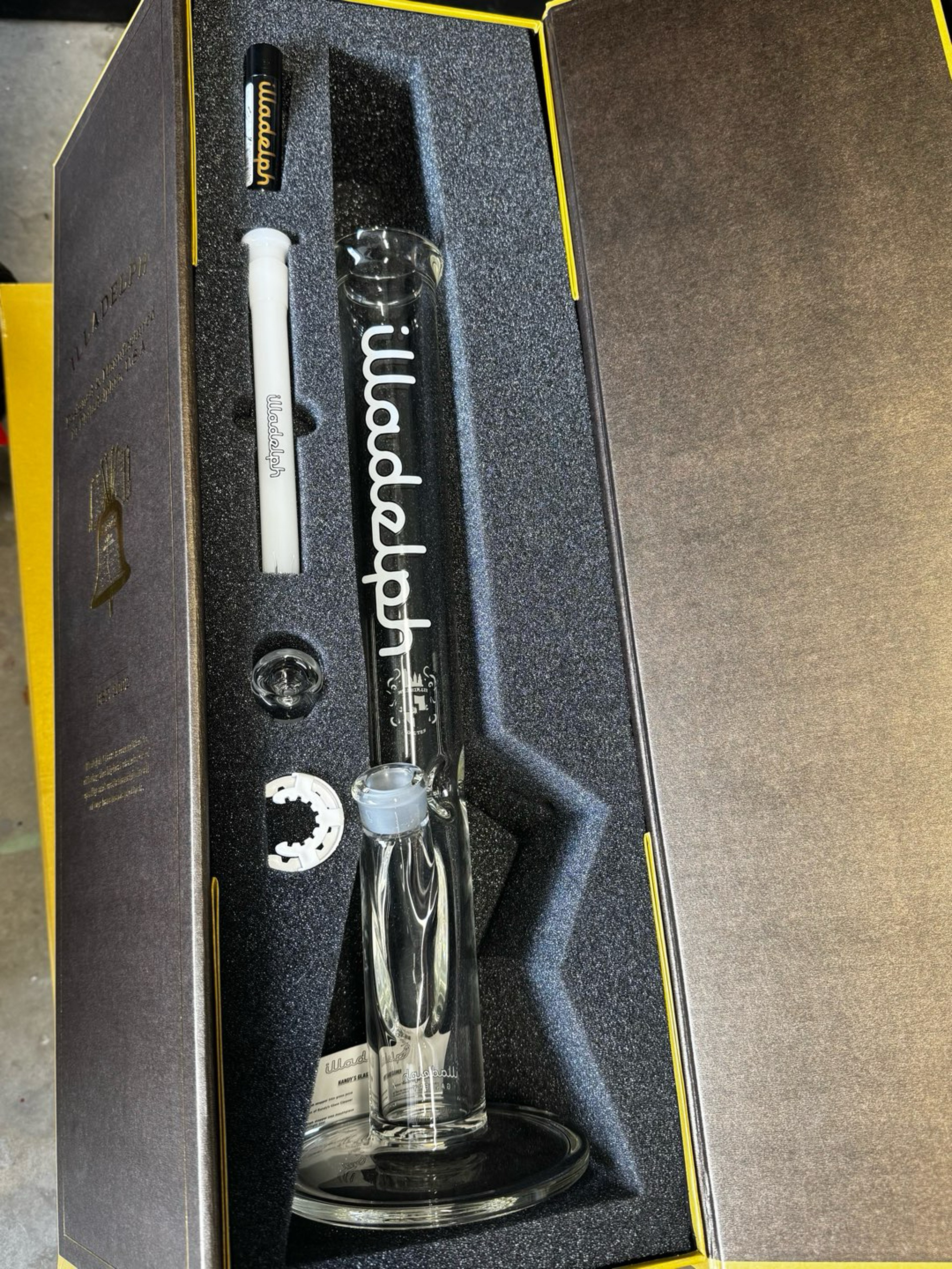 Preview pic of *New* Illadelph 17in Short Straight Tube