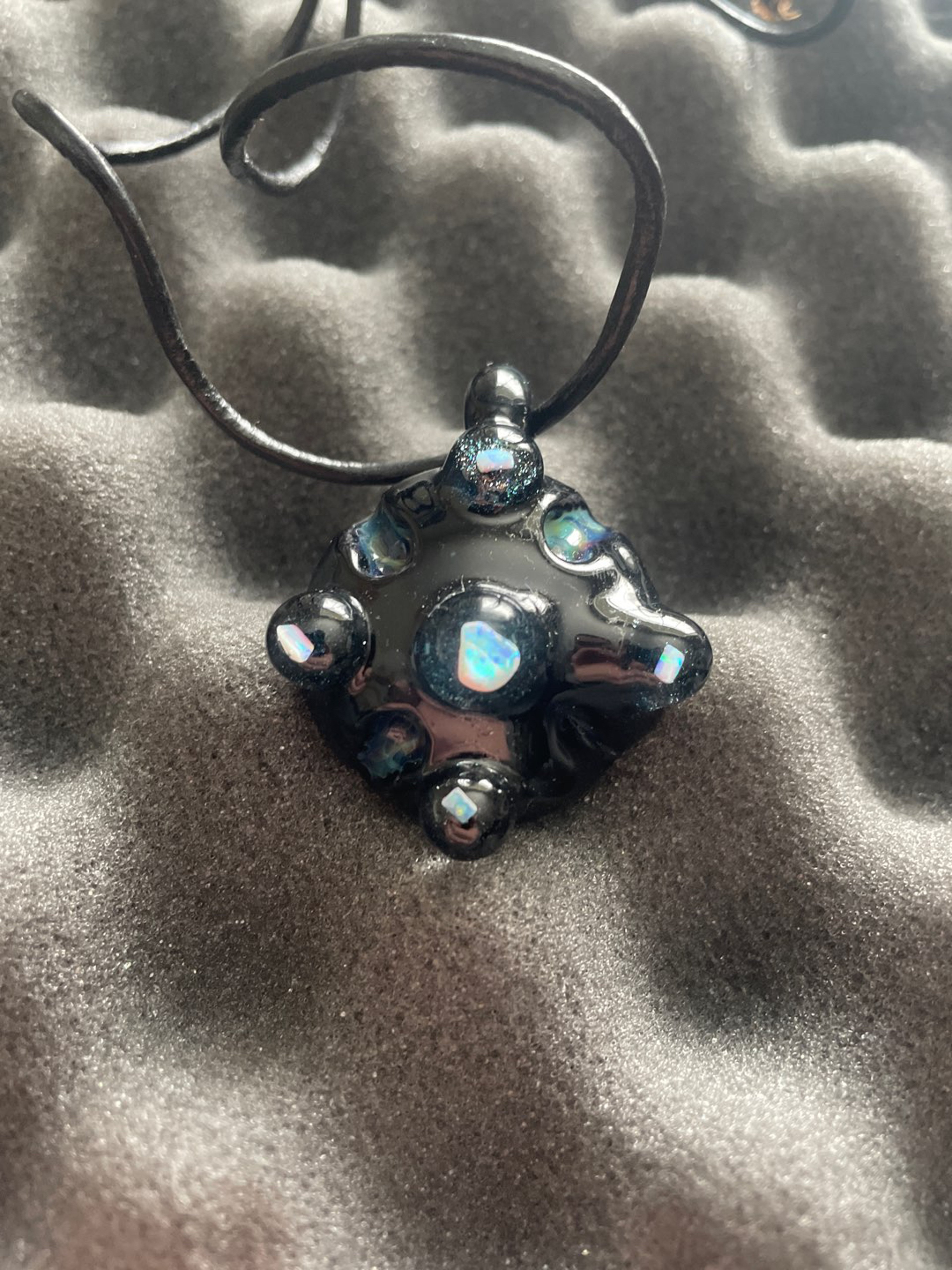 Preview pic of Opal pendant