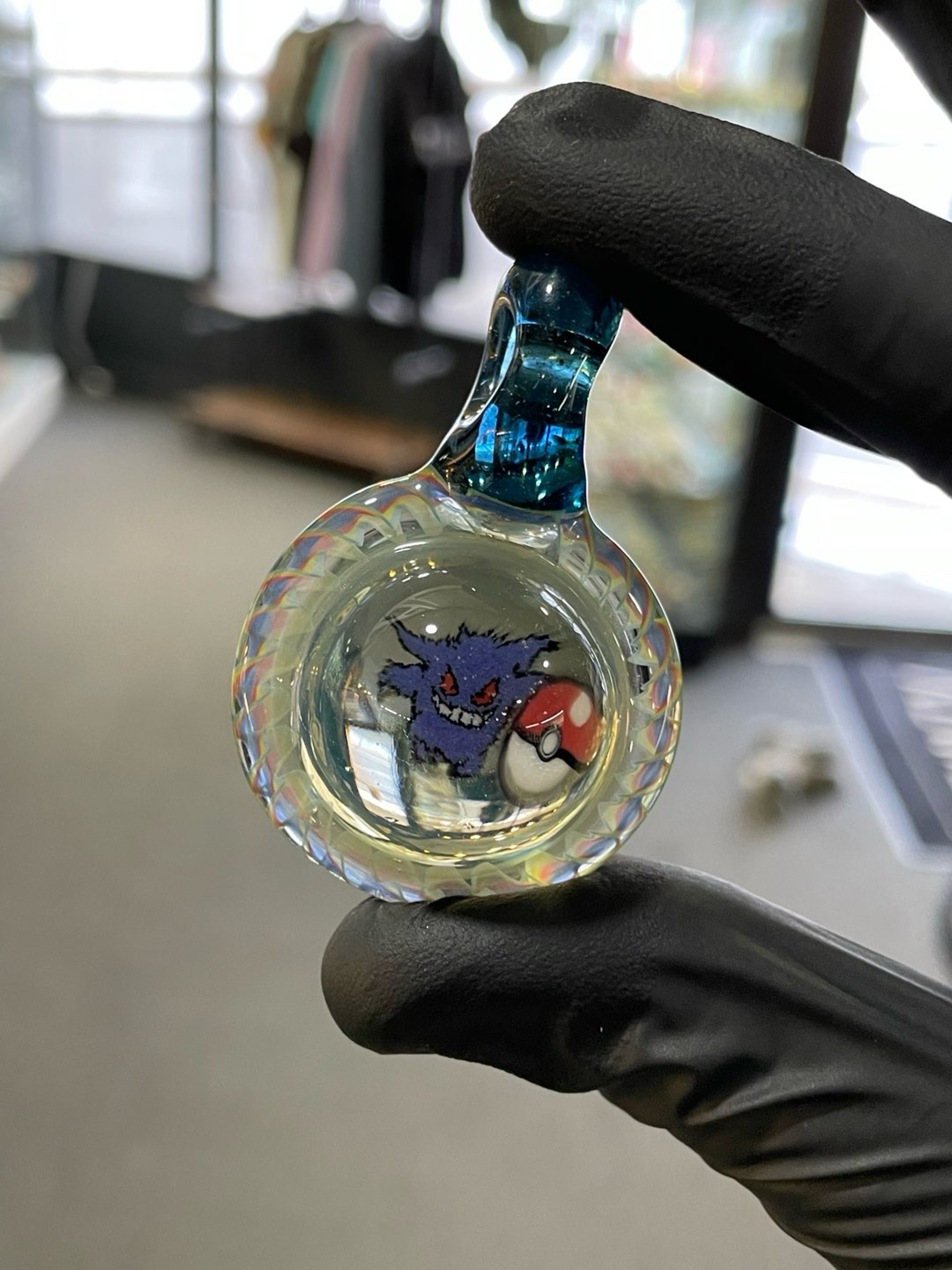 Preview pic of Willstar Glass Gangar/Pokeball Millie Pendant