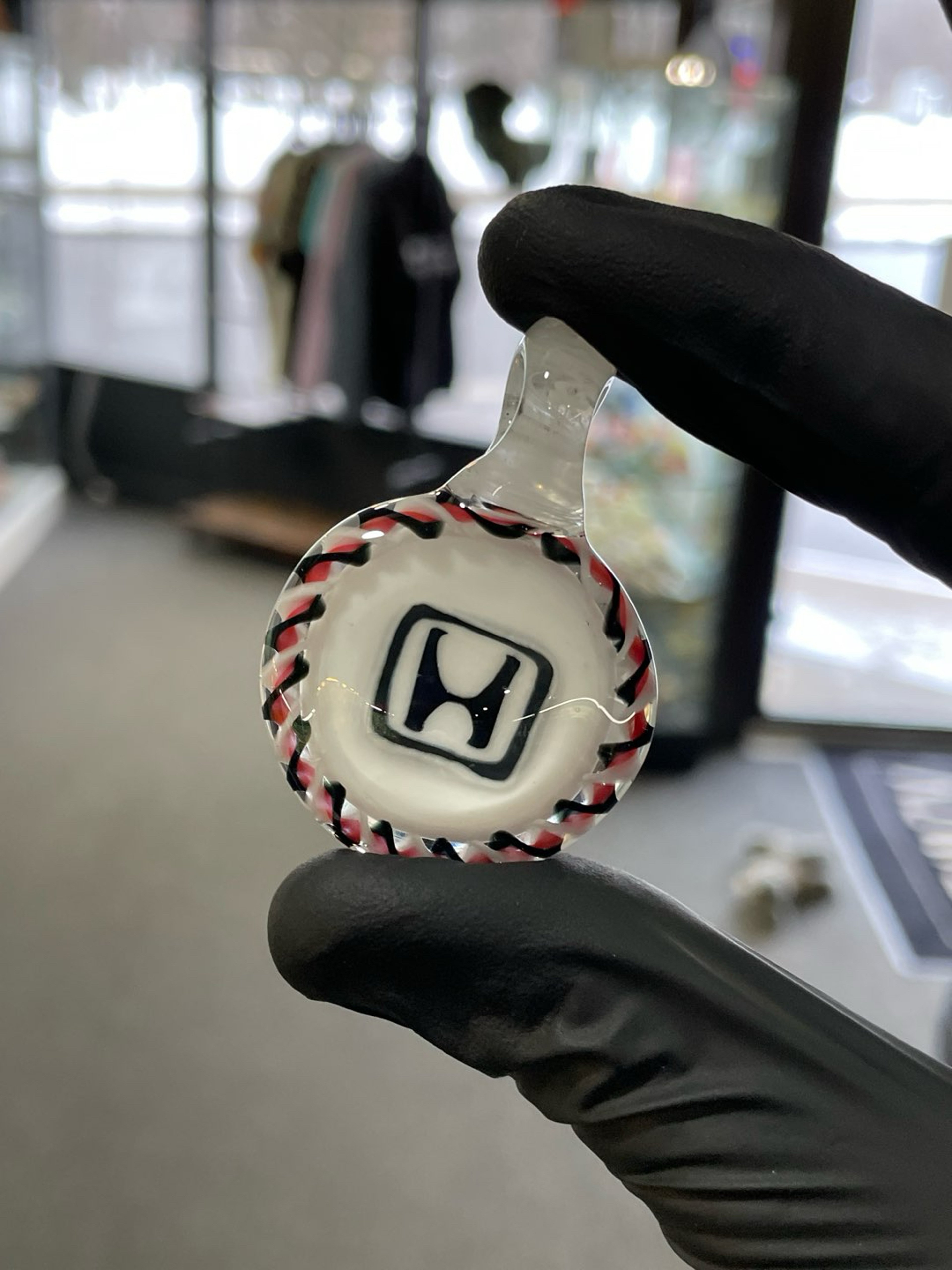 Preview pic of Willstar Glass Honda Millie Pendy White