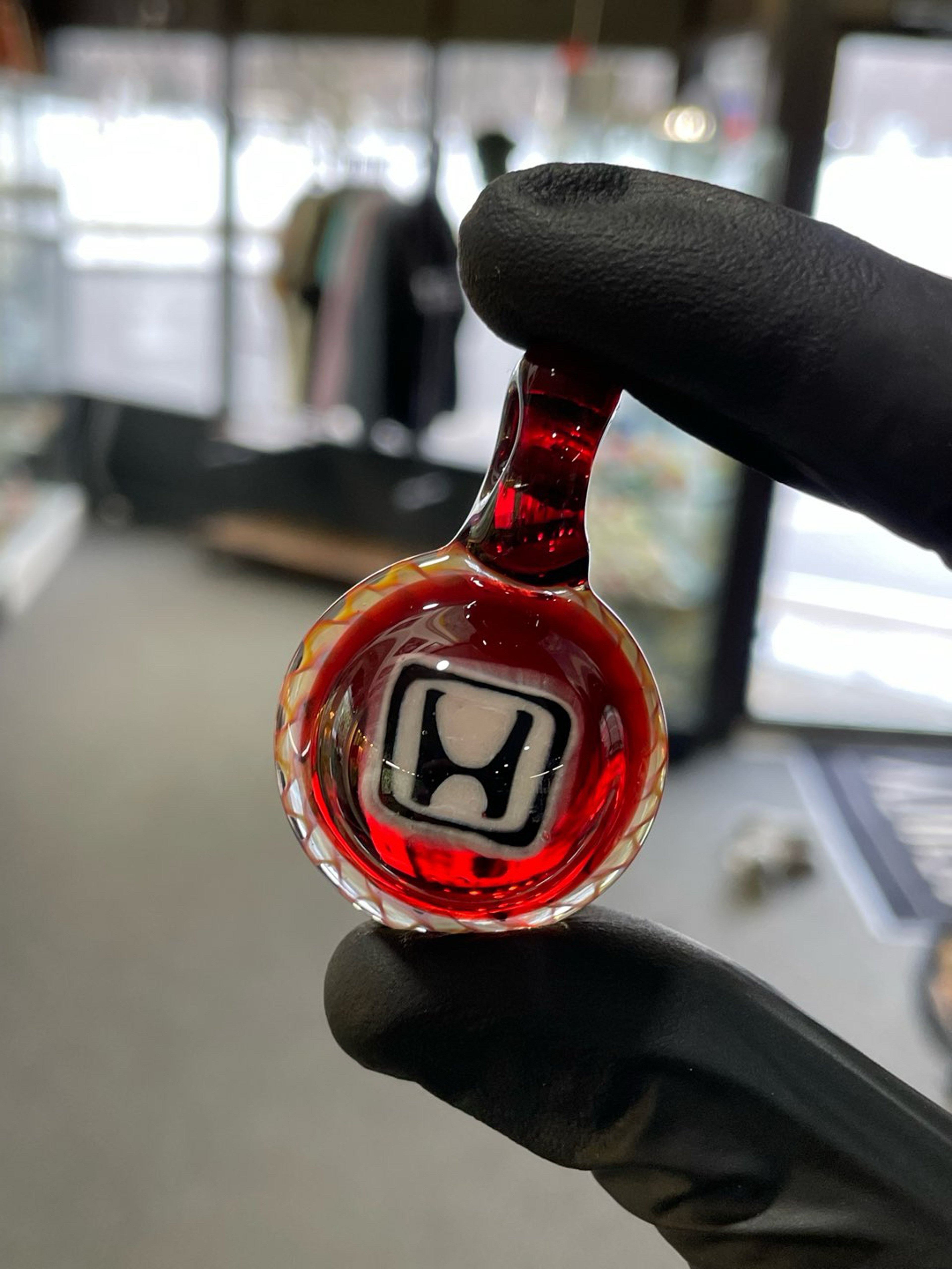 Preview pic of Willstar Glass Honda Millie Pendy Red