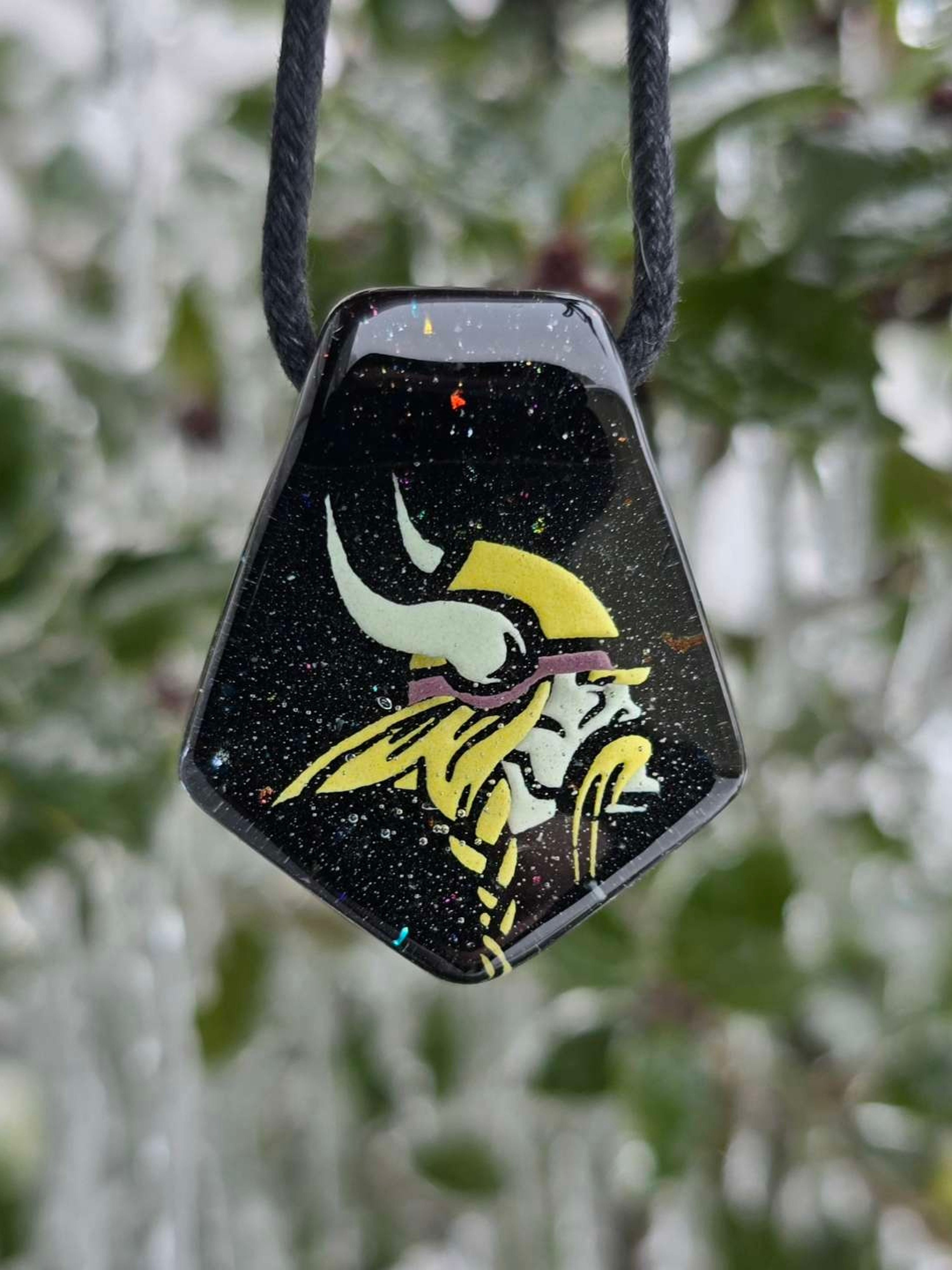 Preview pic of Minnesota Vikings Layered Glow Pendant