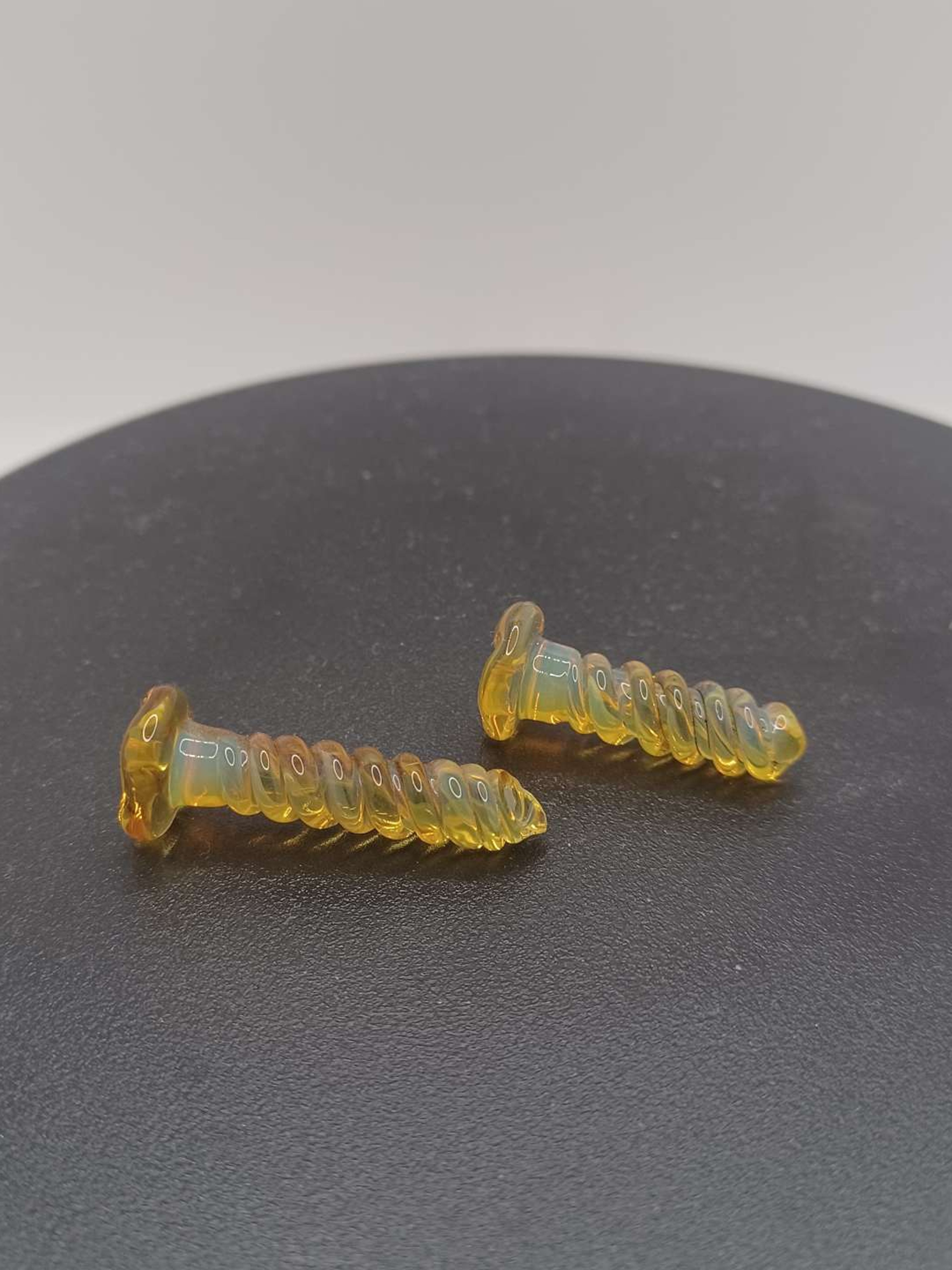 Preview pic of Used Takoda Madrona screws