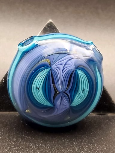 Preview pic of Linework Window Pendant