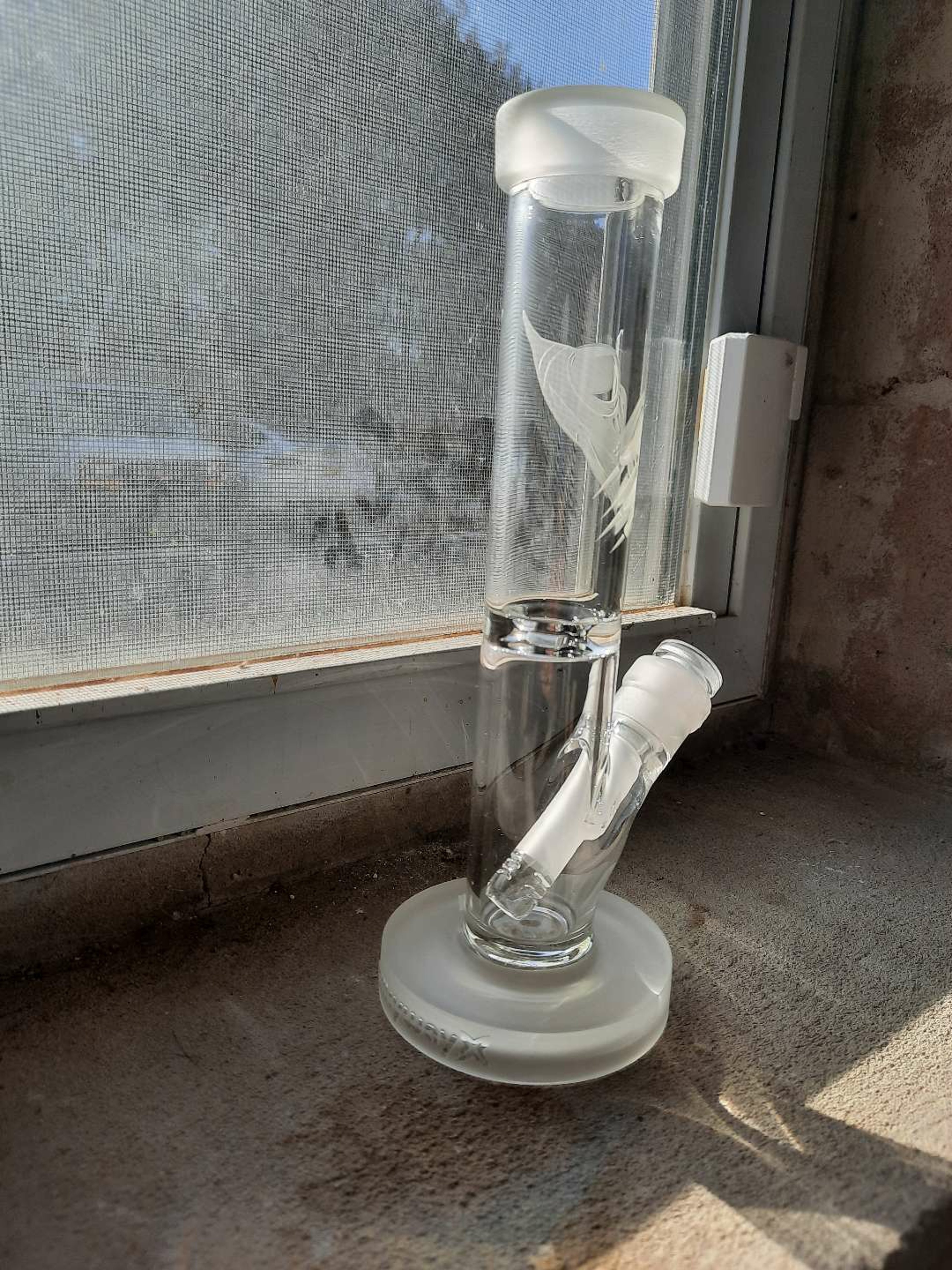 Preview pic of Spaceship X 9″ Straight Tube