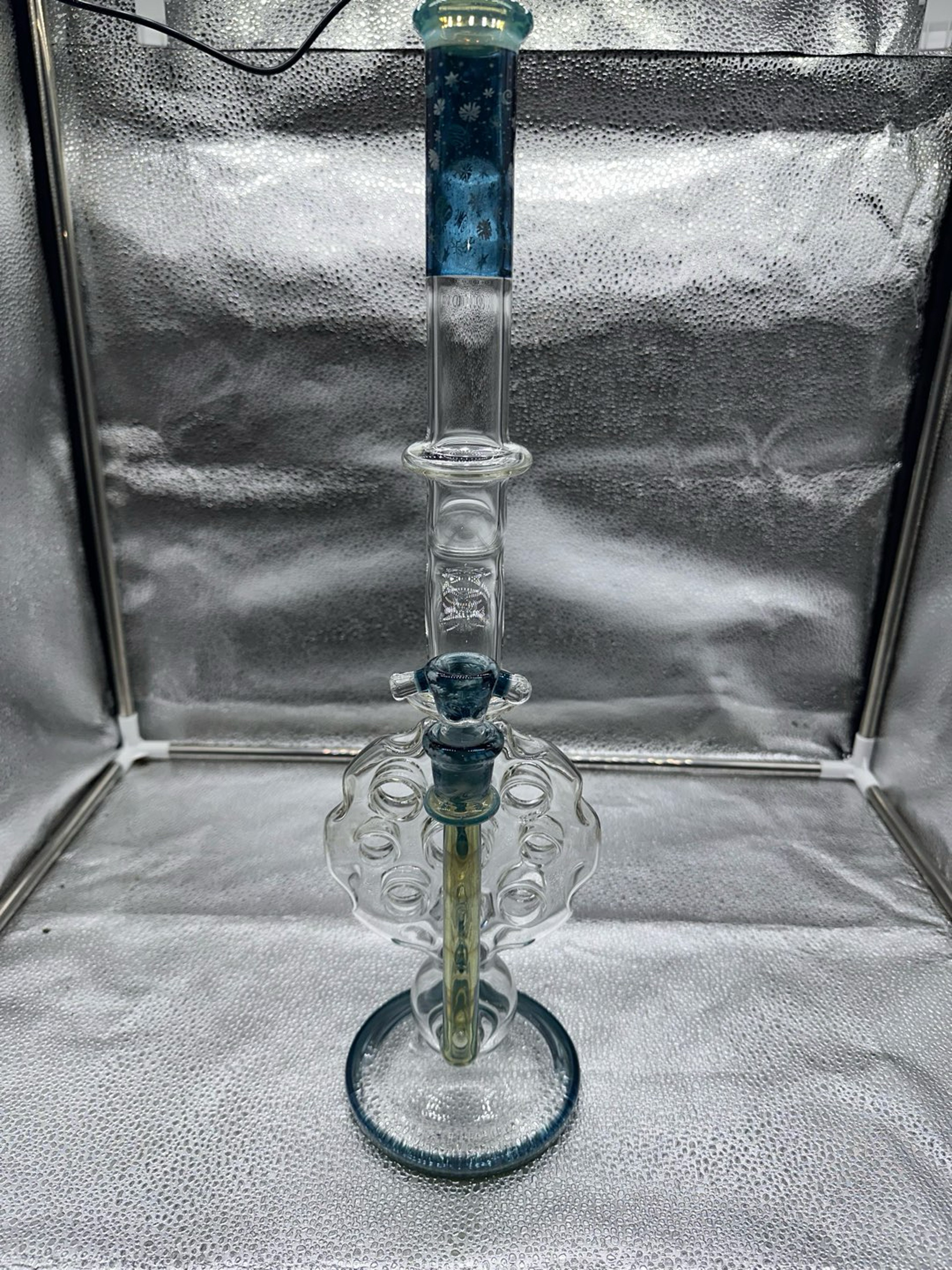 Preview pic of Bong & matching pendy