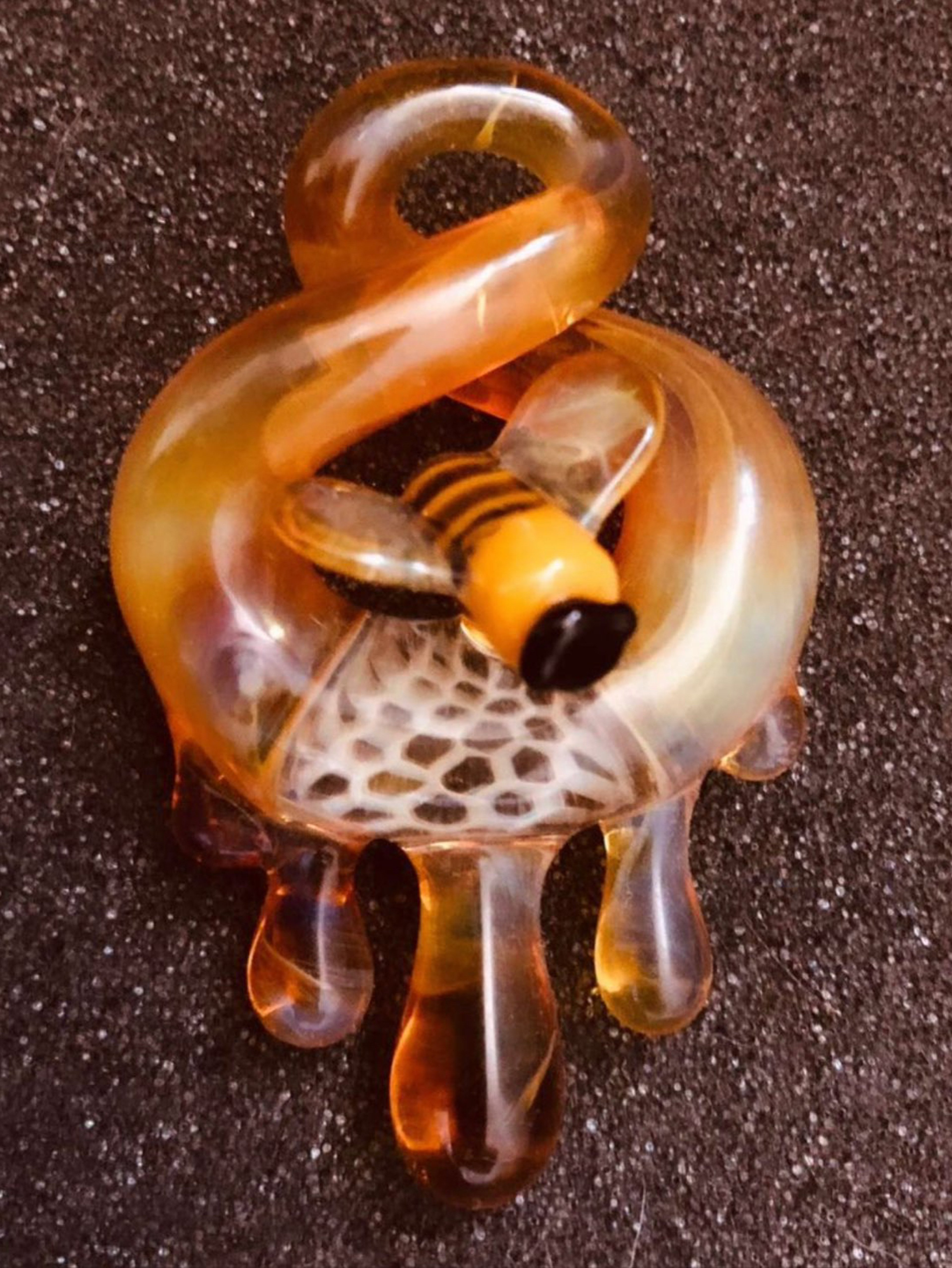 Preview pic of Infinite honey bee pendant by Joe p and natey love
