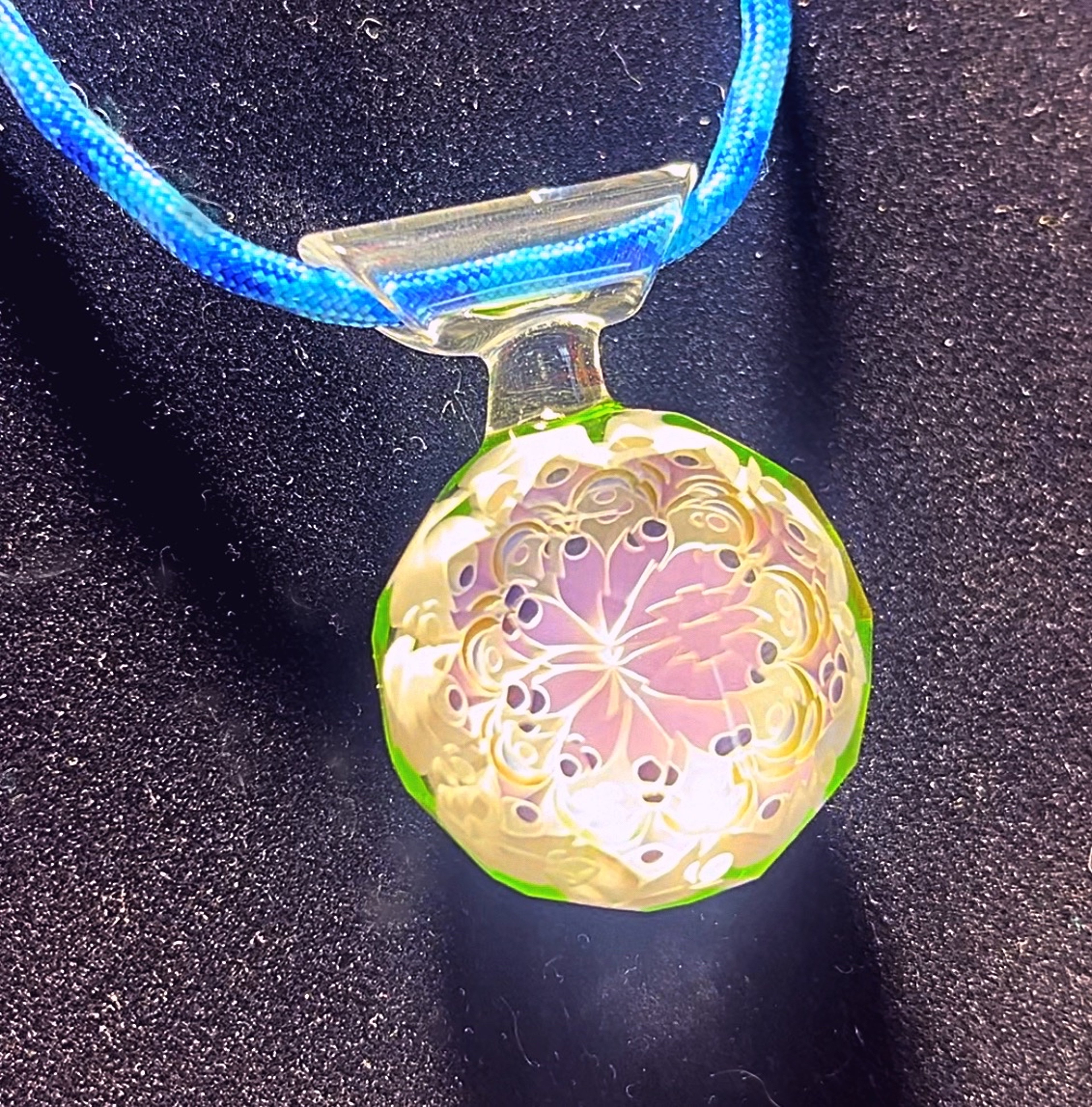 Preview pic of Faceted Mandala Pendant