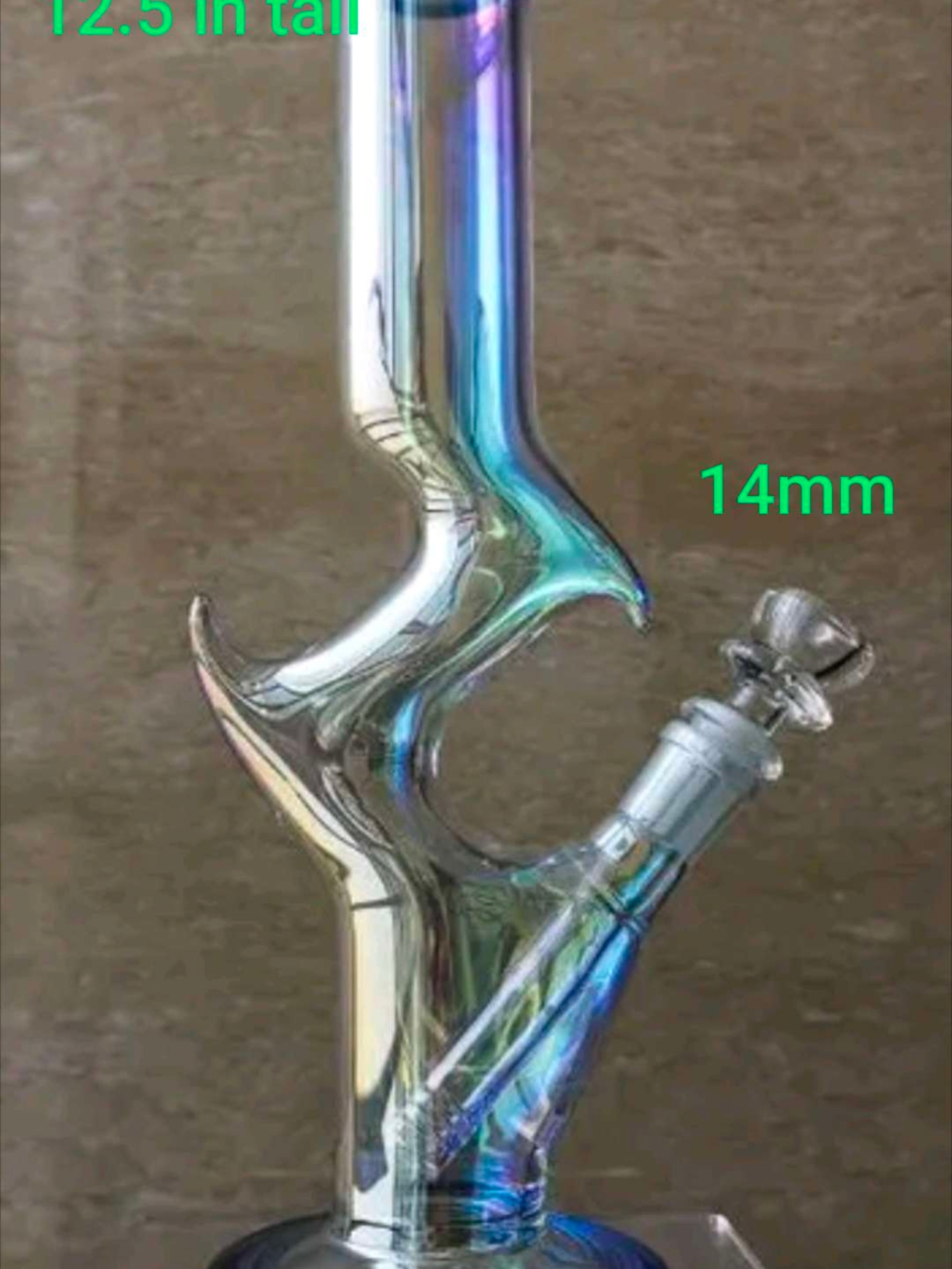 Rainbow chromatic glass bong. image 0