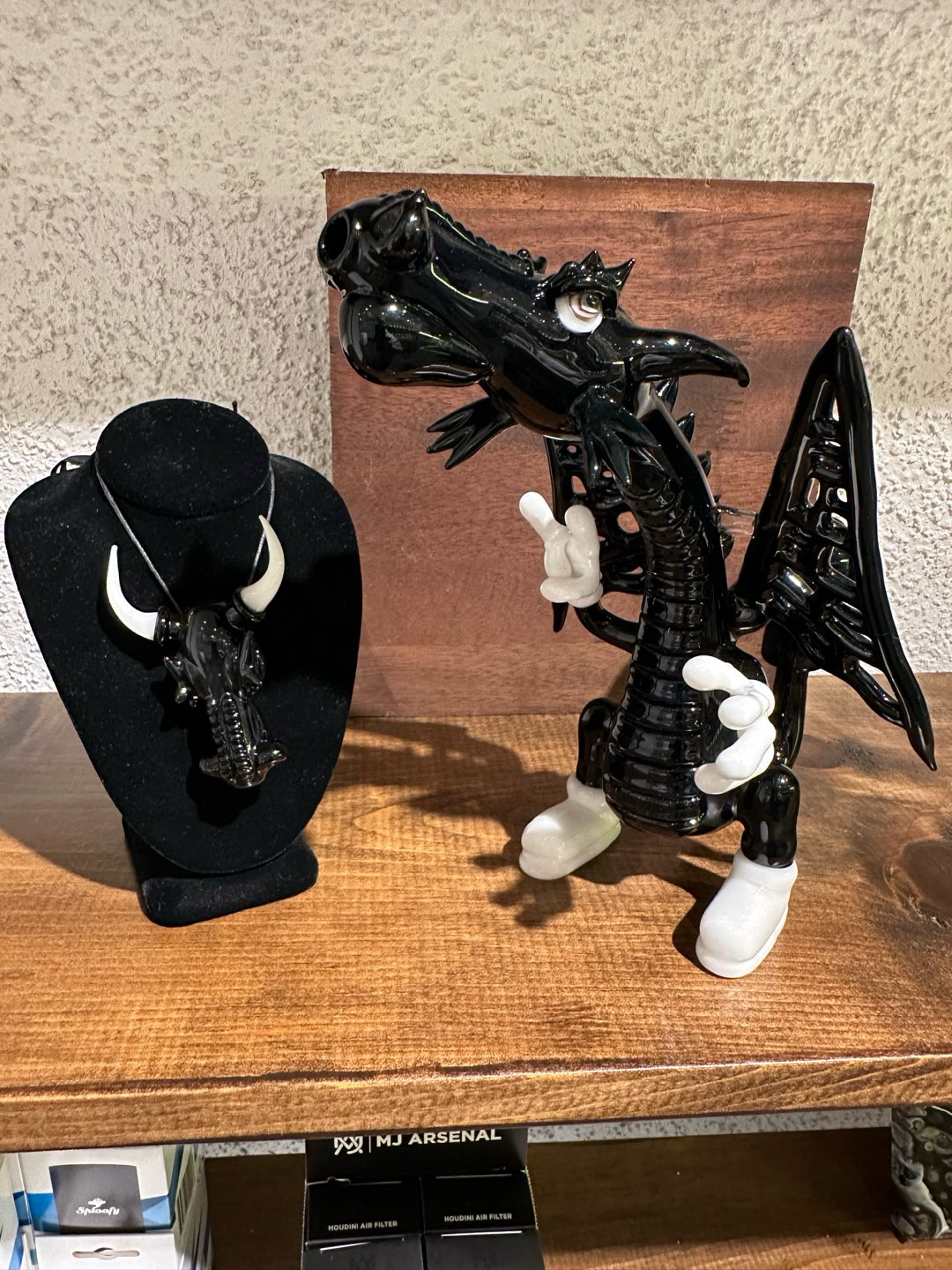 Preview pic of Fano B&W Dragon Rig Set