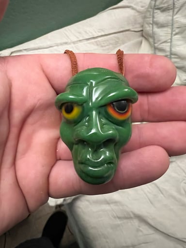 Preview pic of Early vorhees pendant