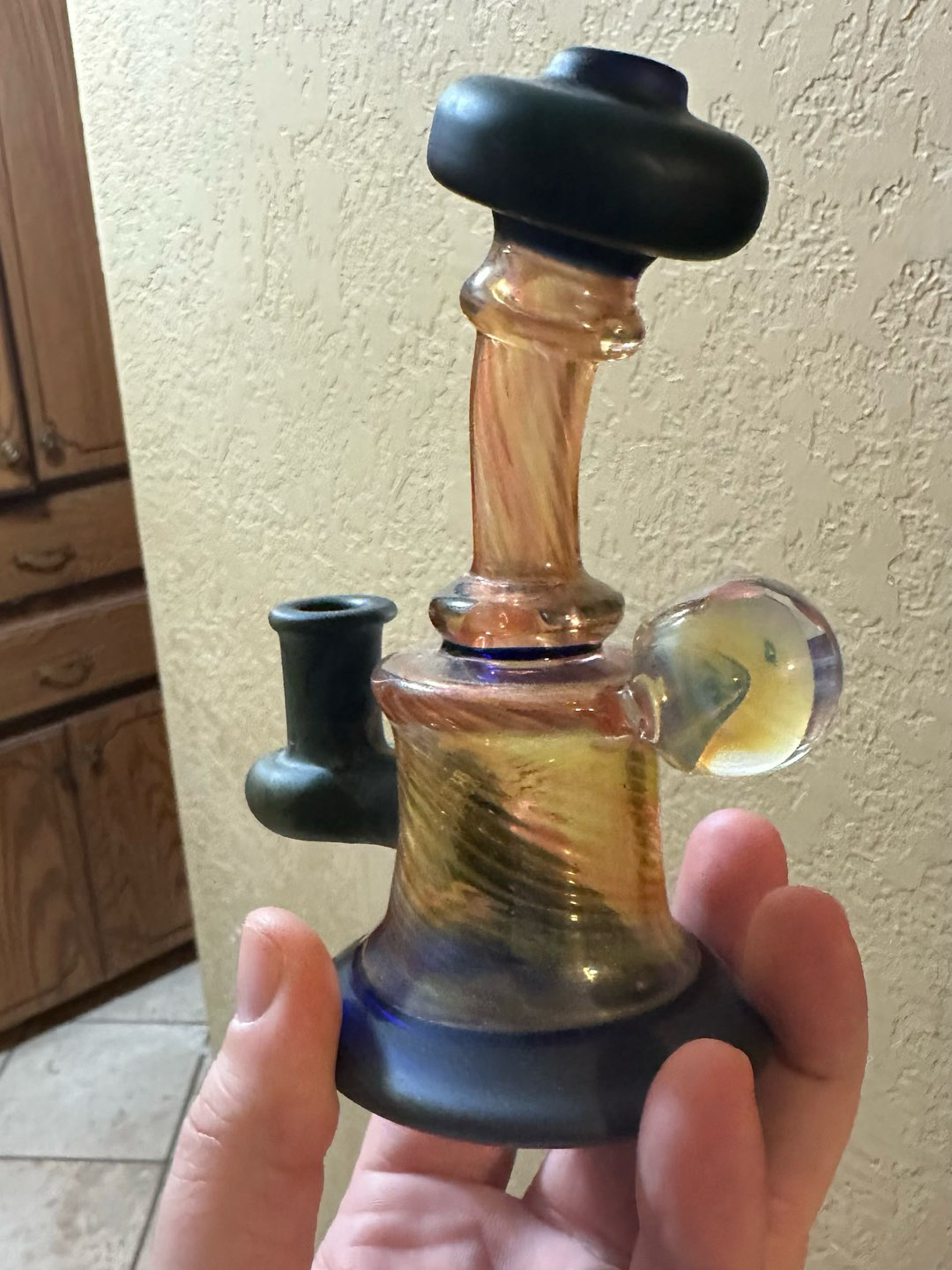 Preview pic of Neebs Glass