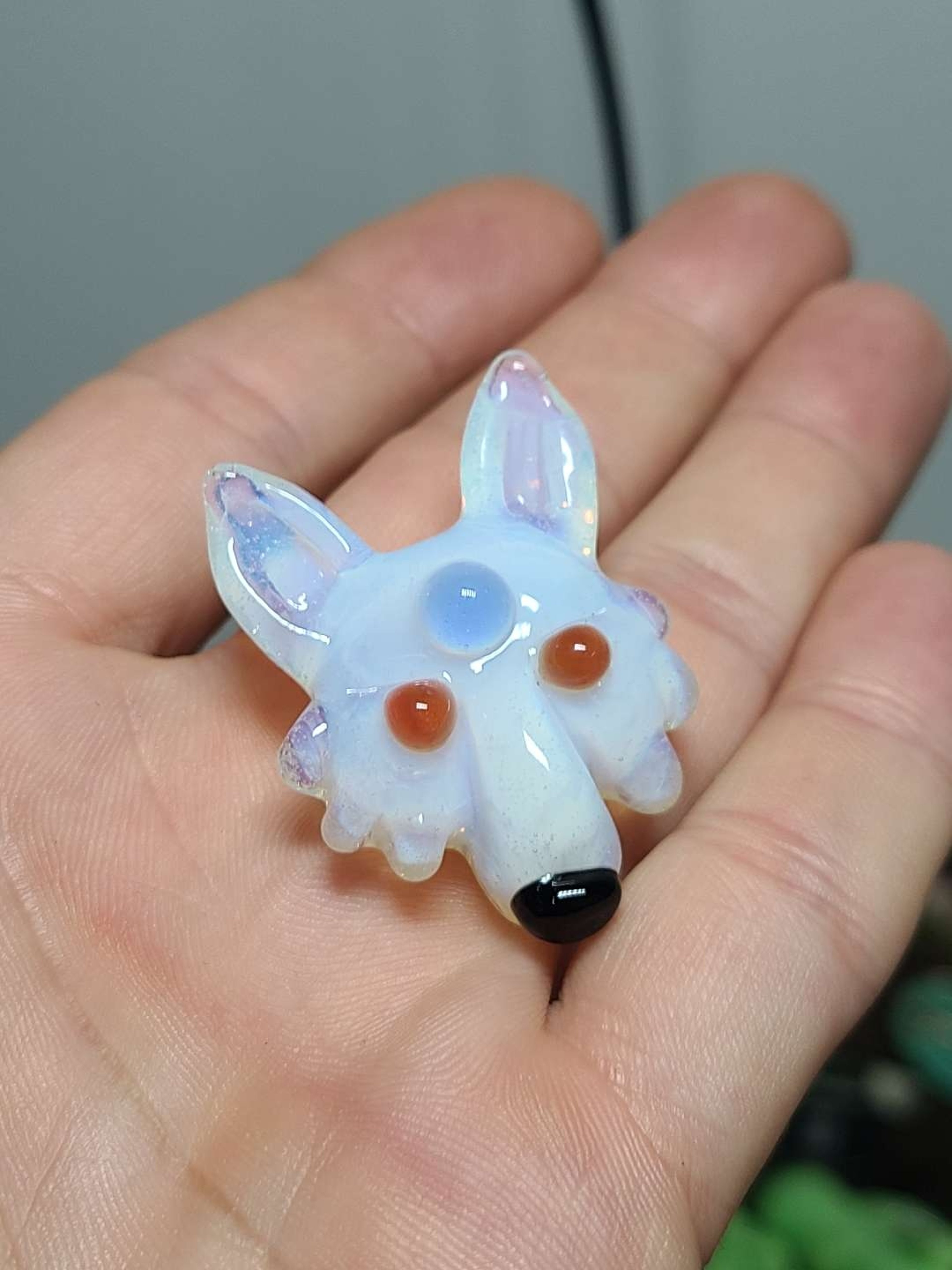 Wolf face pendant image 0