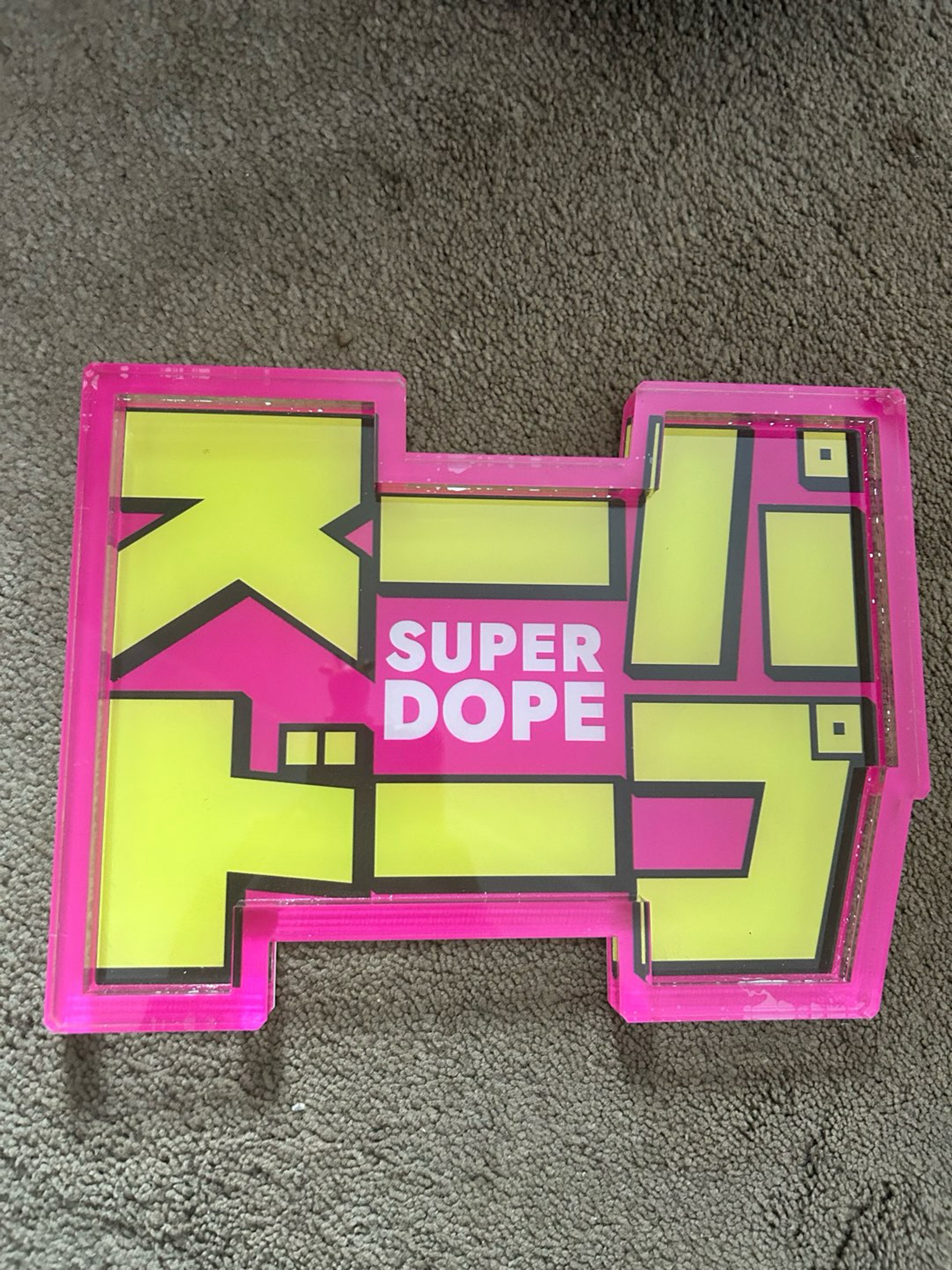 Preview pic of Super Dope brand rolling tray