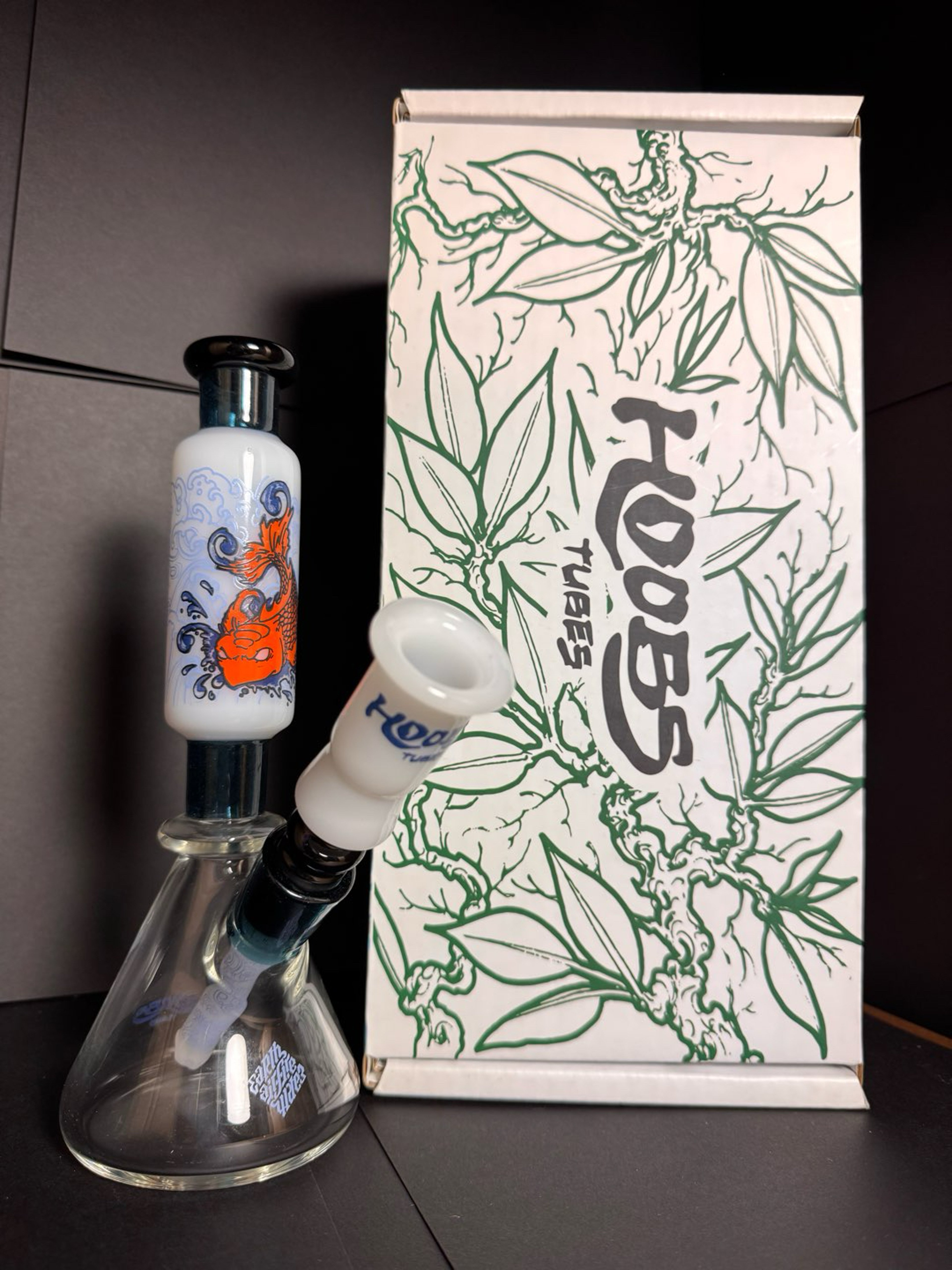 Preview pic of Hoobs Koi Fish Beaker 2