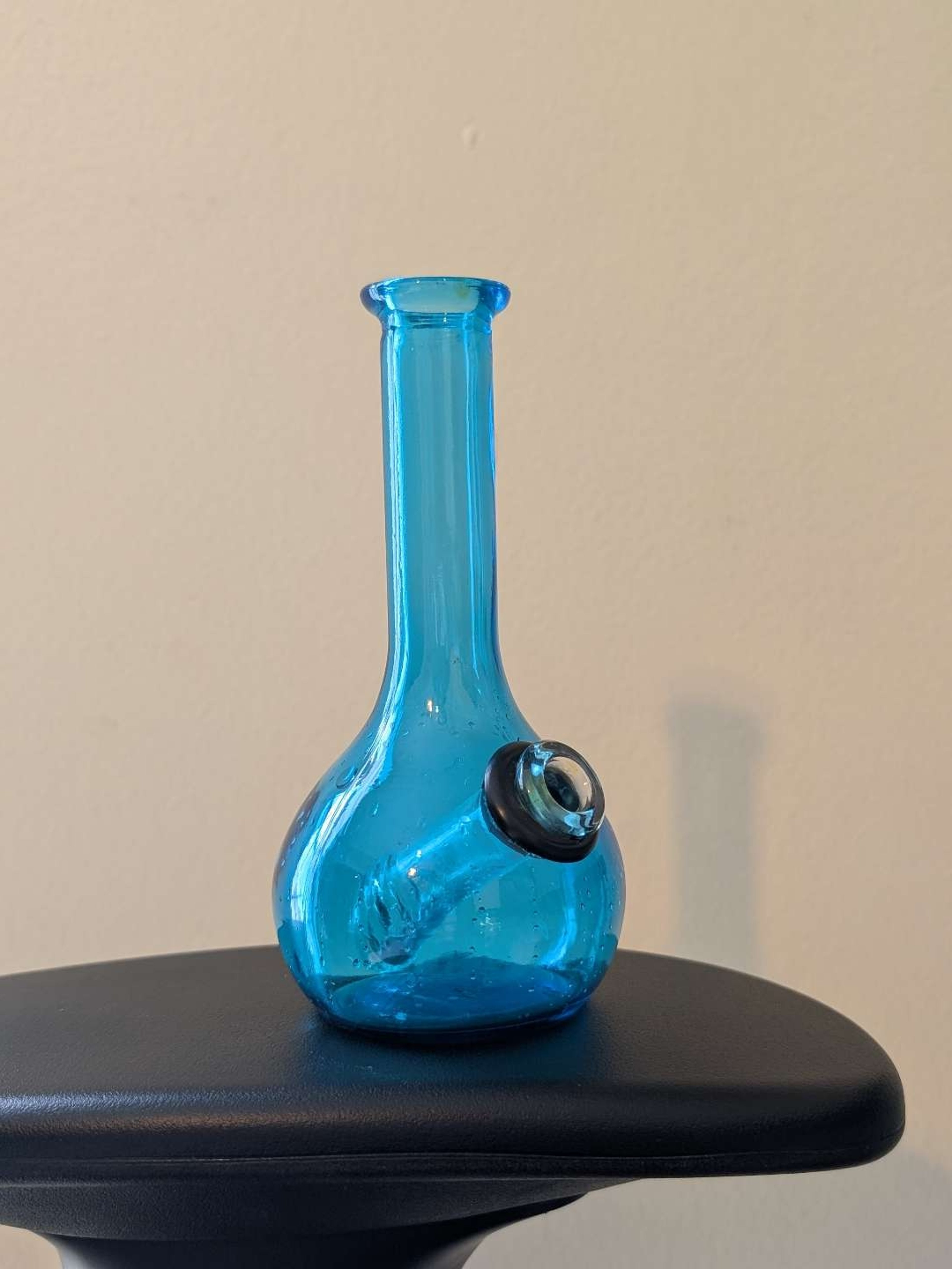Preview pic of Antique Japanese Vase Mini Beaker
