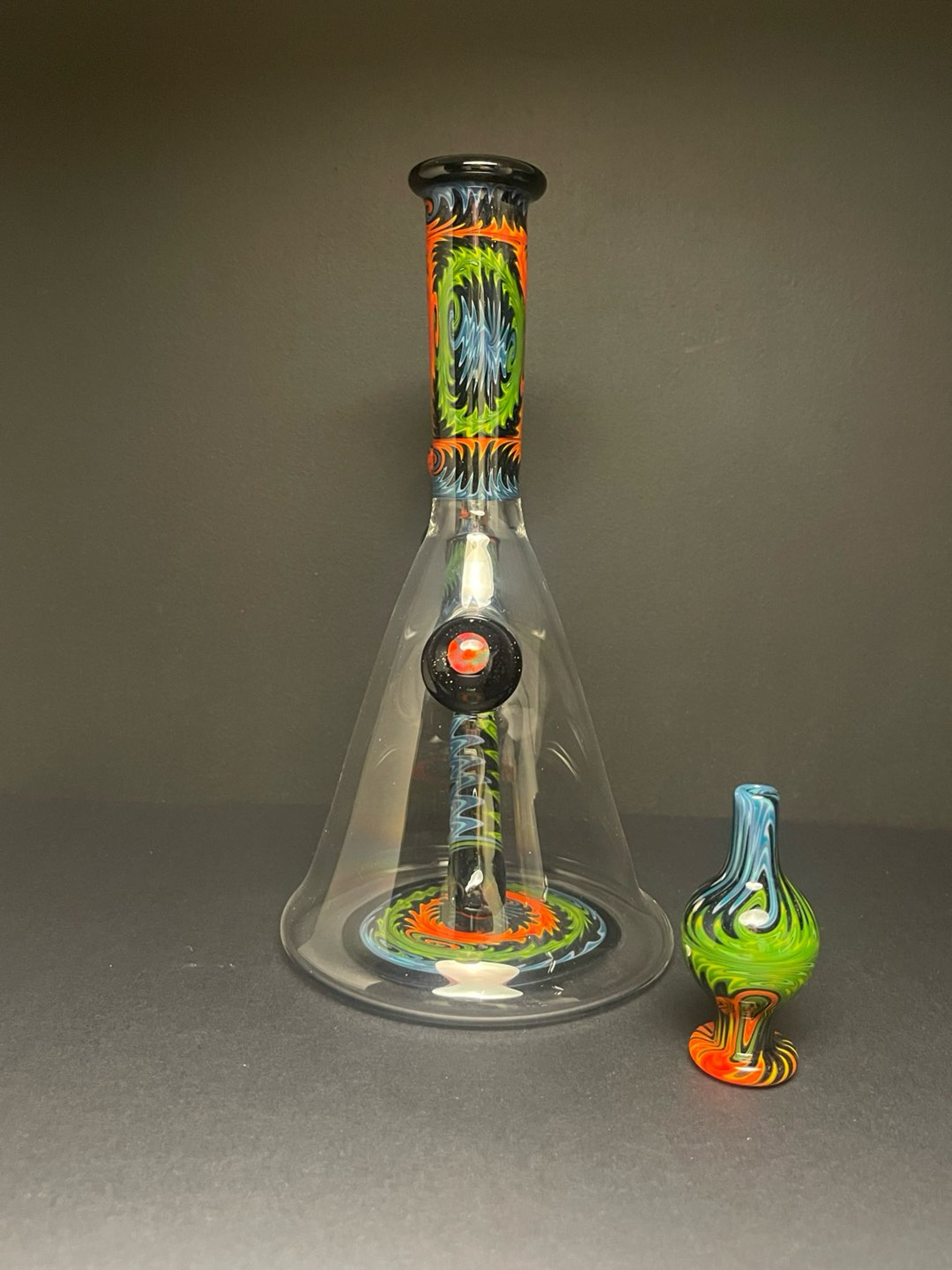 Preview pic of Devo Line Worked Beaker w/ Cap