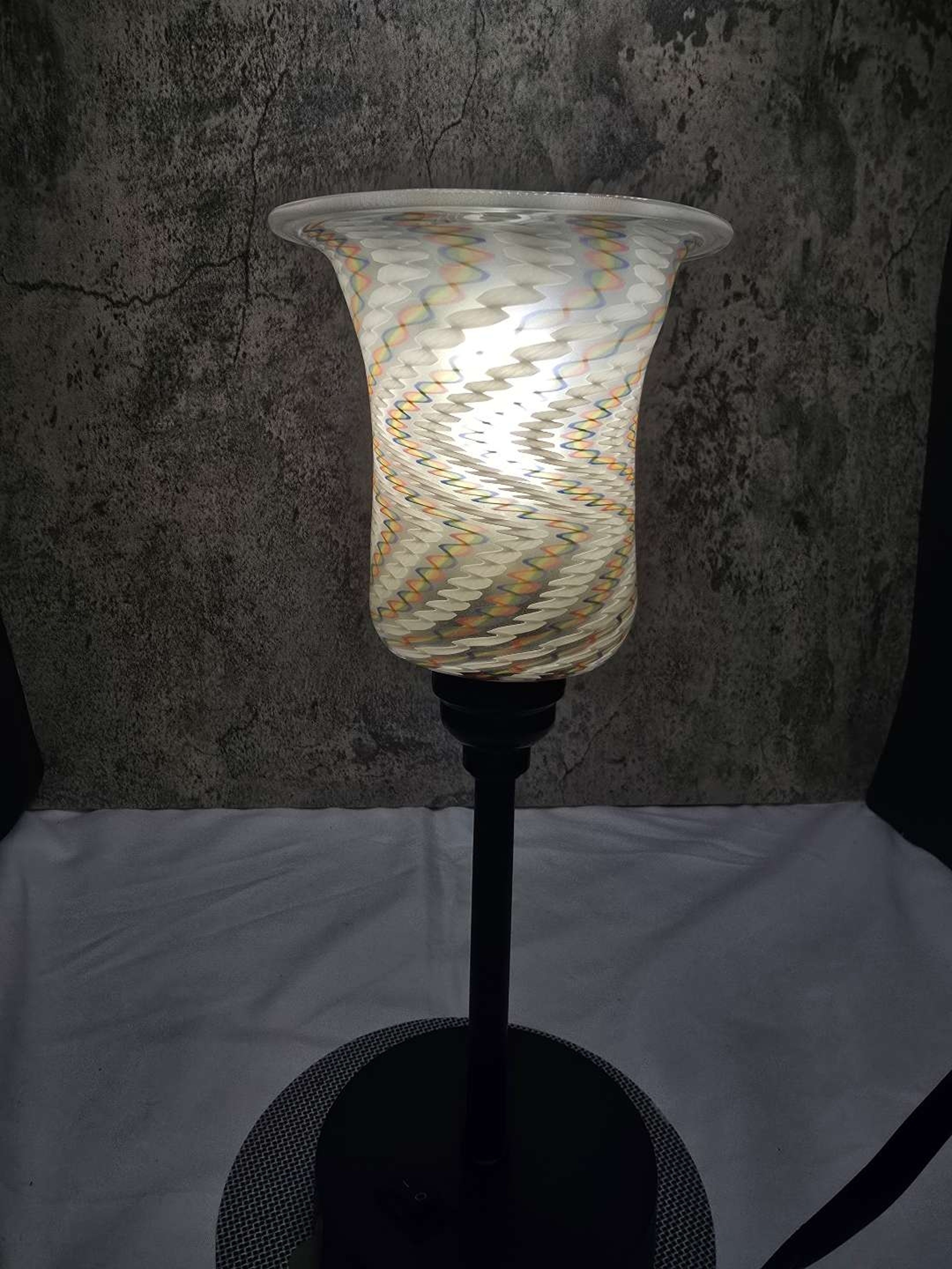 Preview pic of Heady signature series lamp