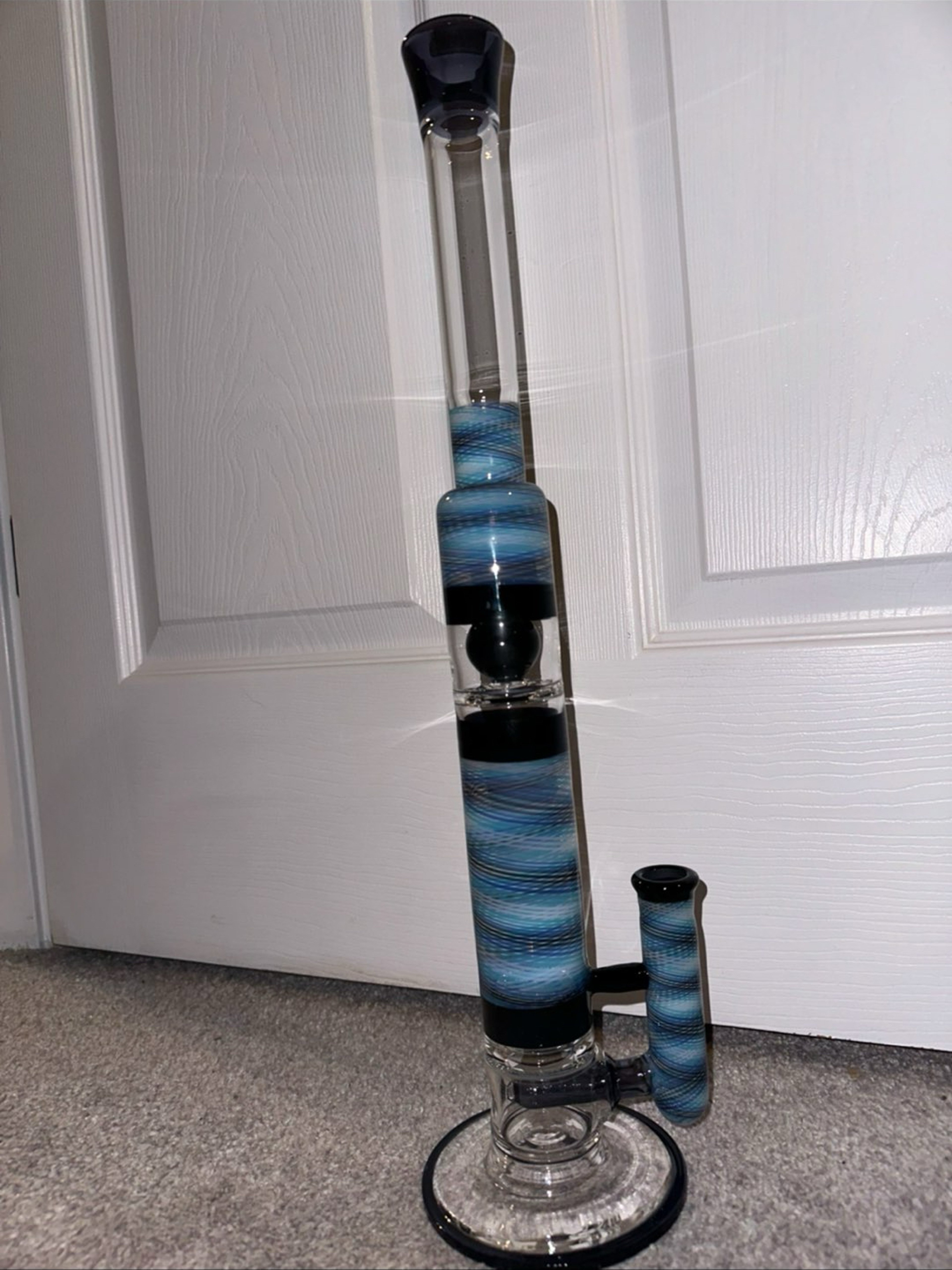 Preview pic of Liam the glass guy X IV glass