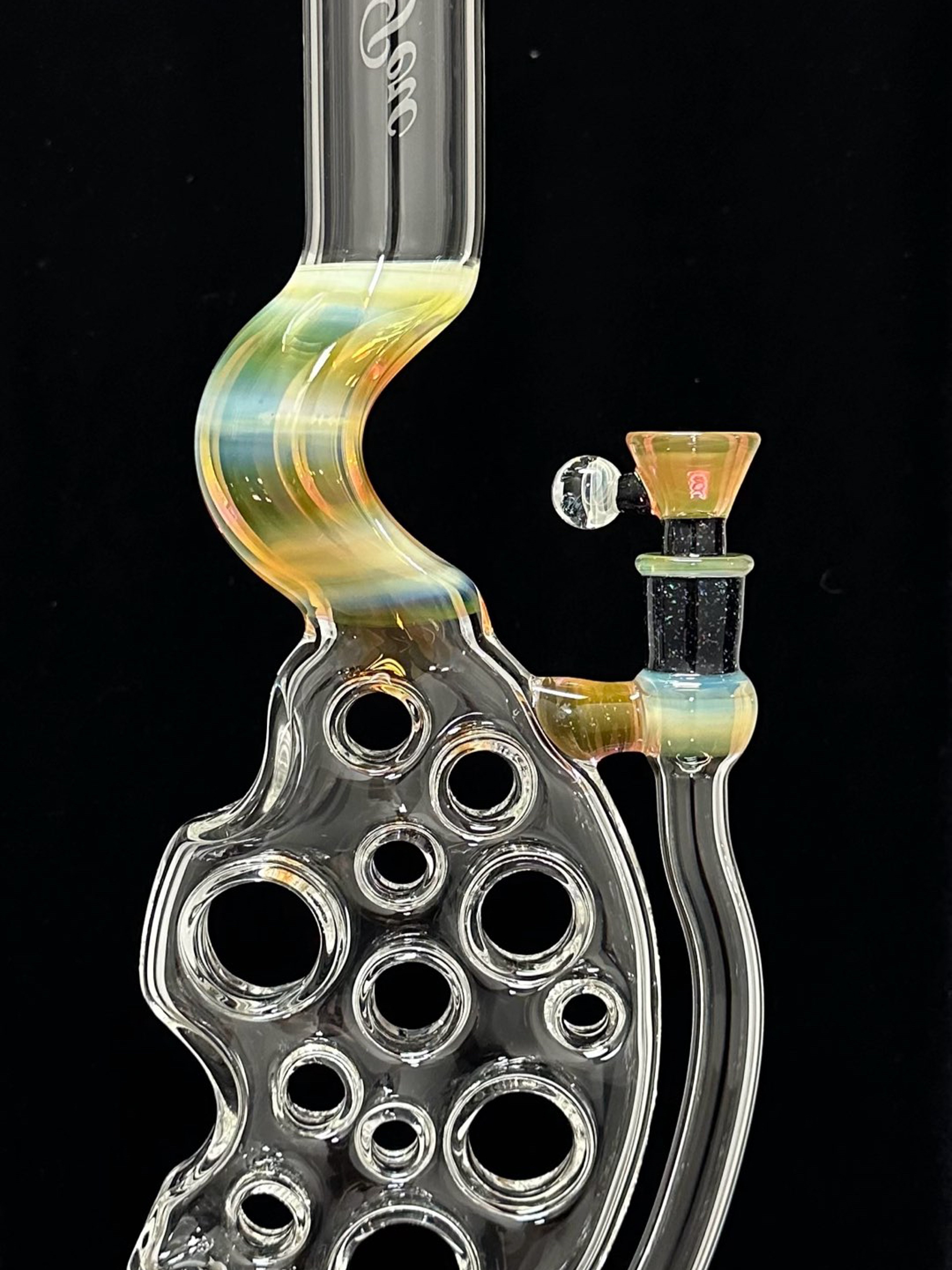 Preview pic of Swiss Perc XL Sidefeeder; 18mm - fumed + black crusbed opal accents