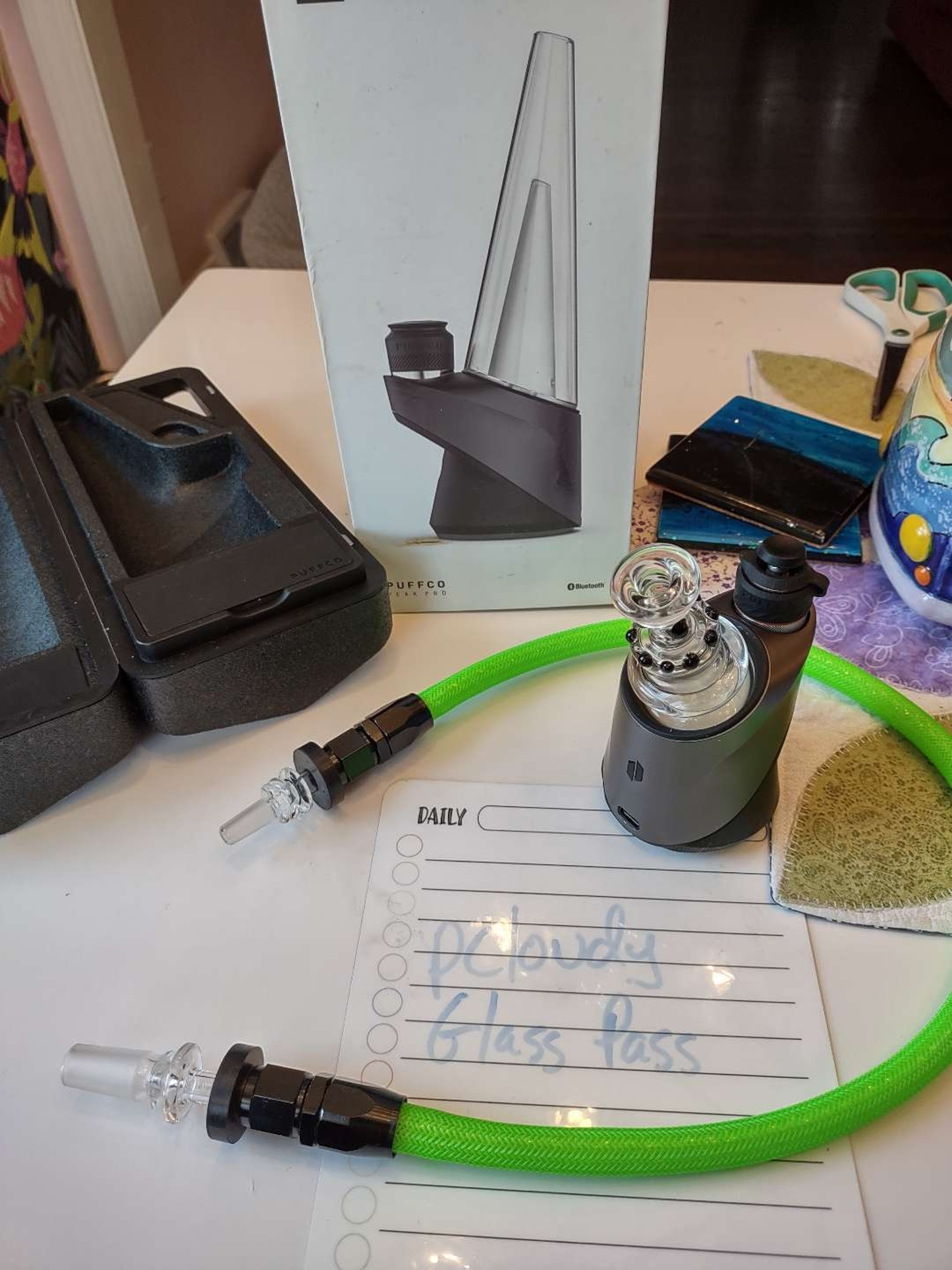 Preview pic of Puffco peak pro v1 with jf glass and tuff tether hyperlink