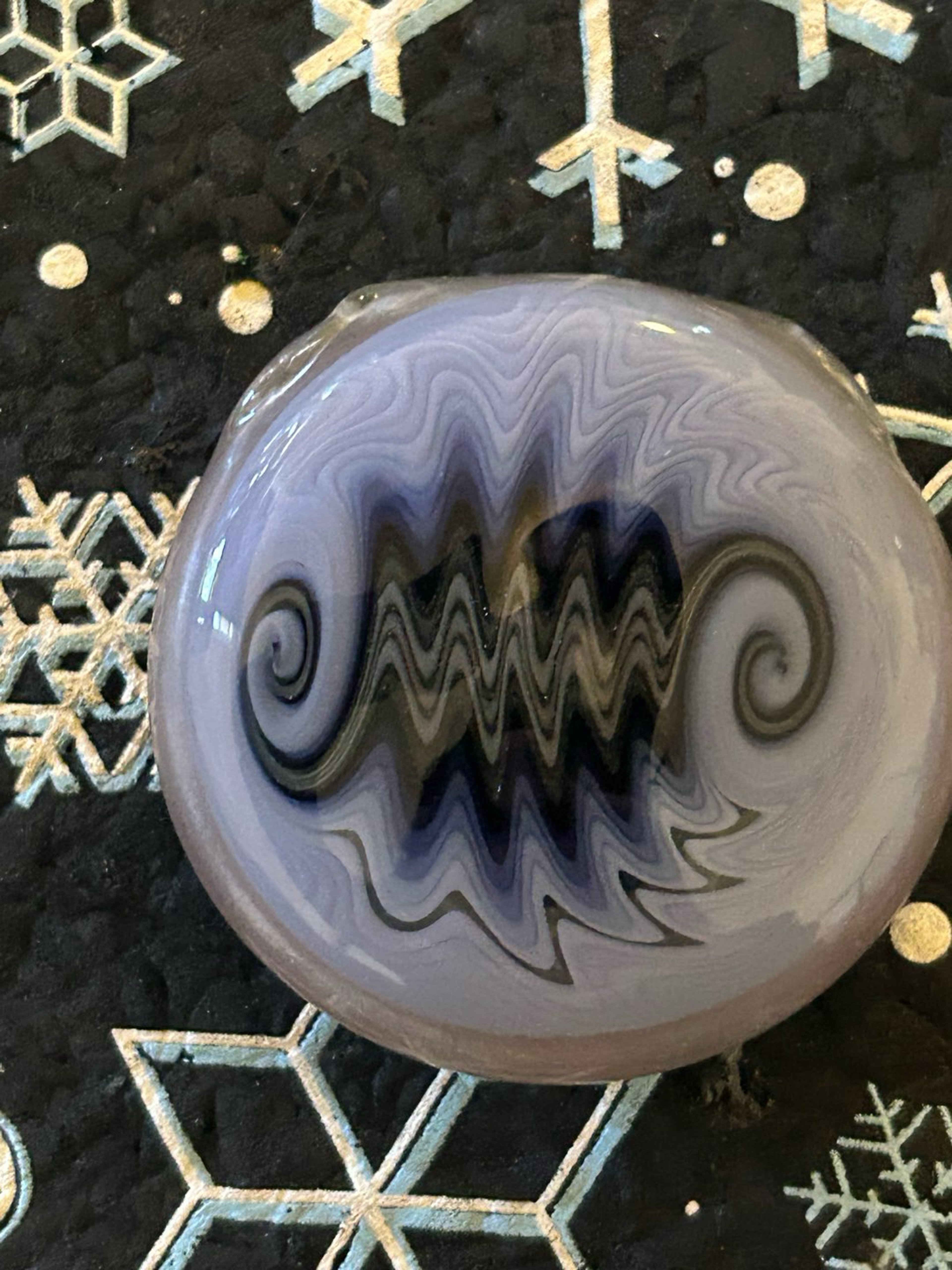 Preview pic of Forgot the artist pendant