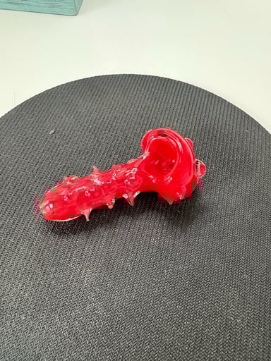 Preview pic of Jacob Hunter red spoon pipe