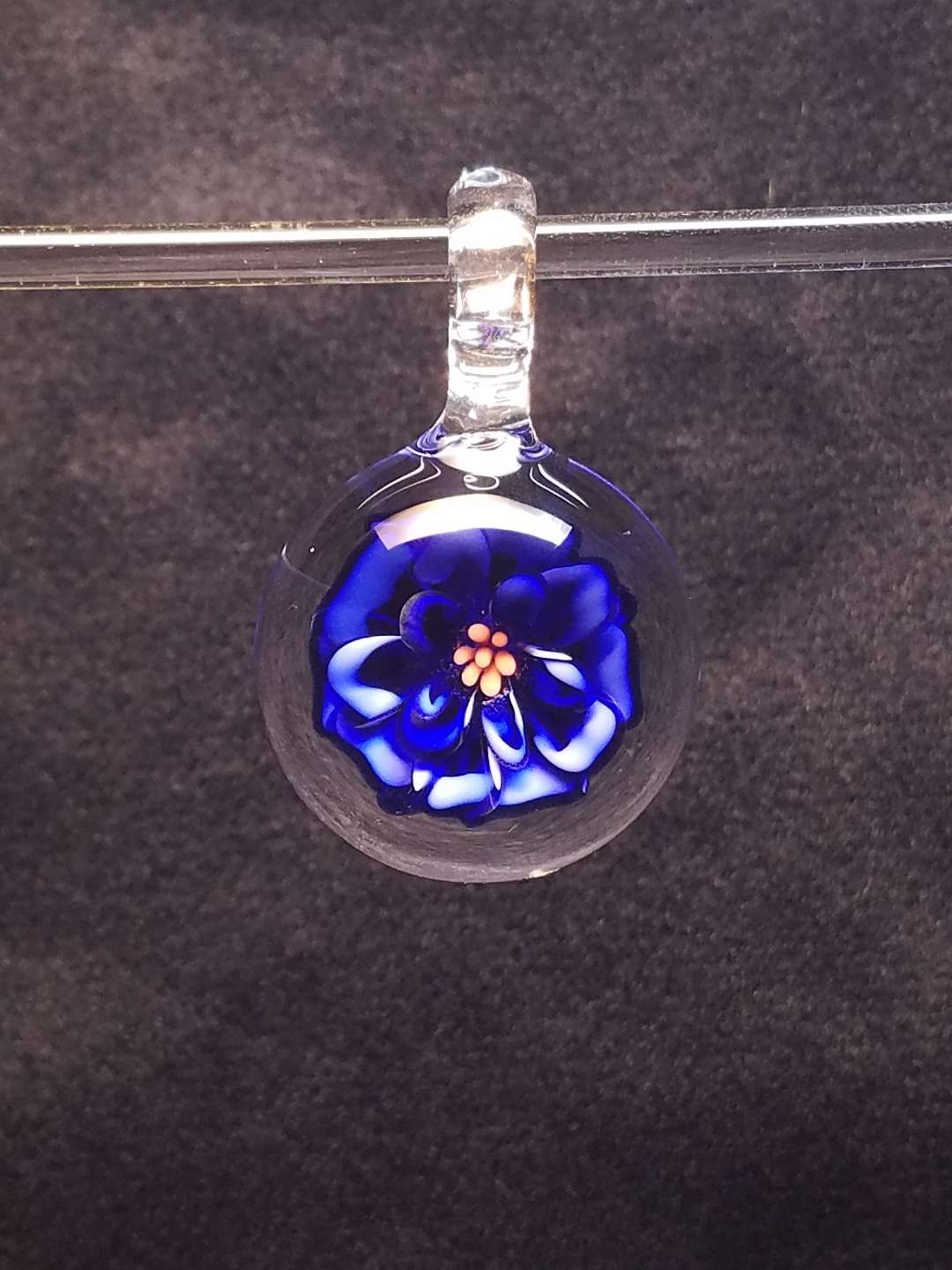Preview pic of Flower Implosion (uglyGlass)