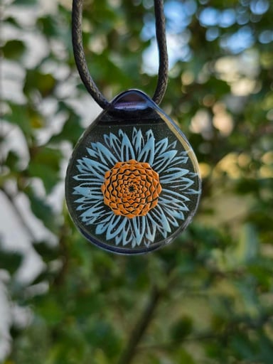 Preview pic of Colorful Sunflower Layered Glow Pendant