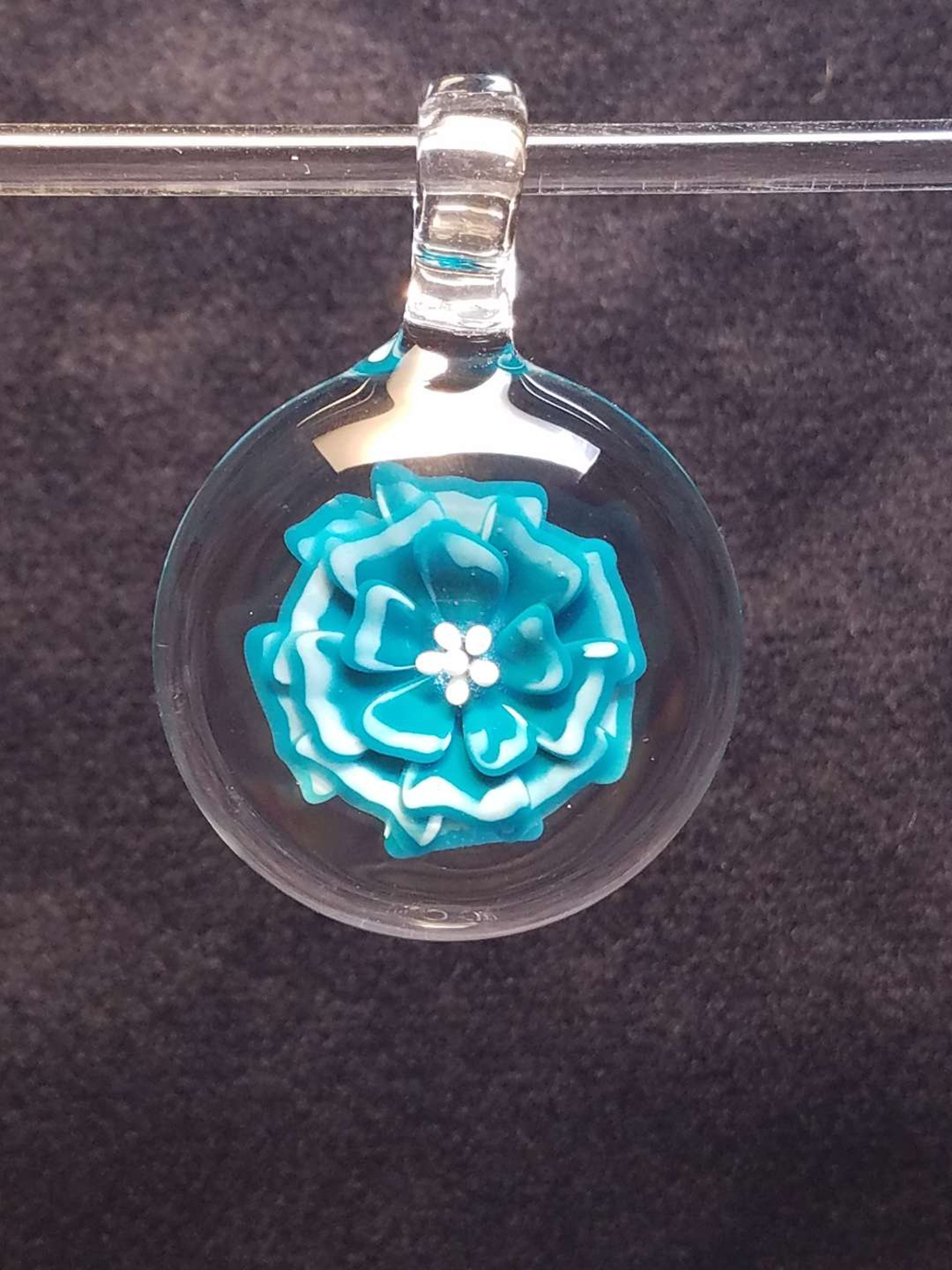 Preview pic of Flower implosion (uglyGlass)