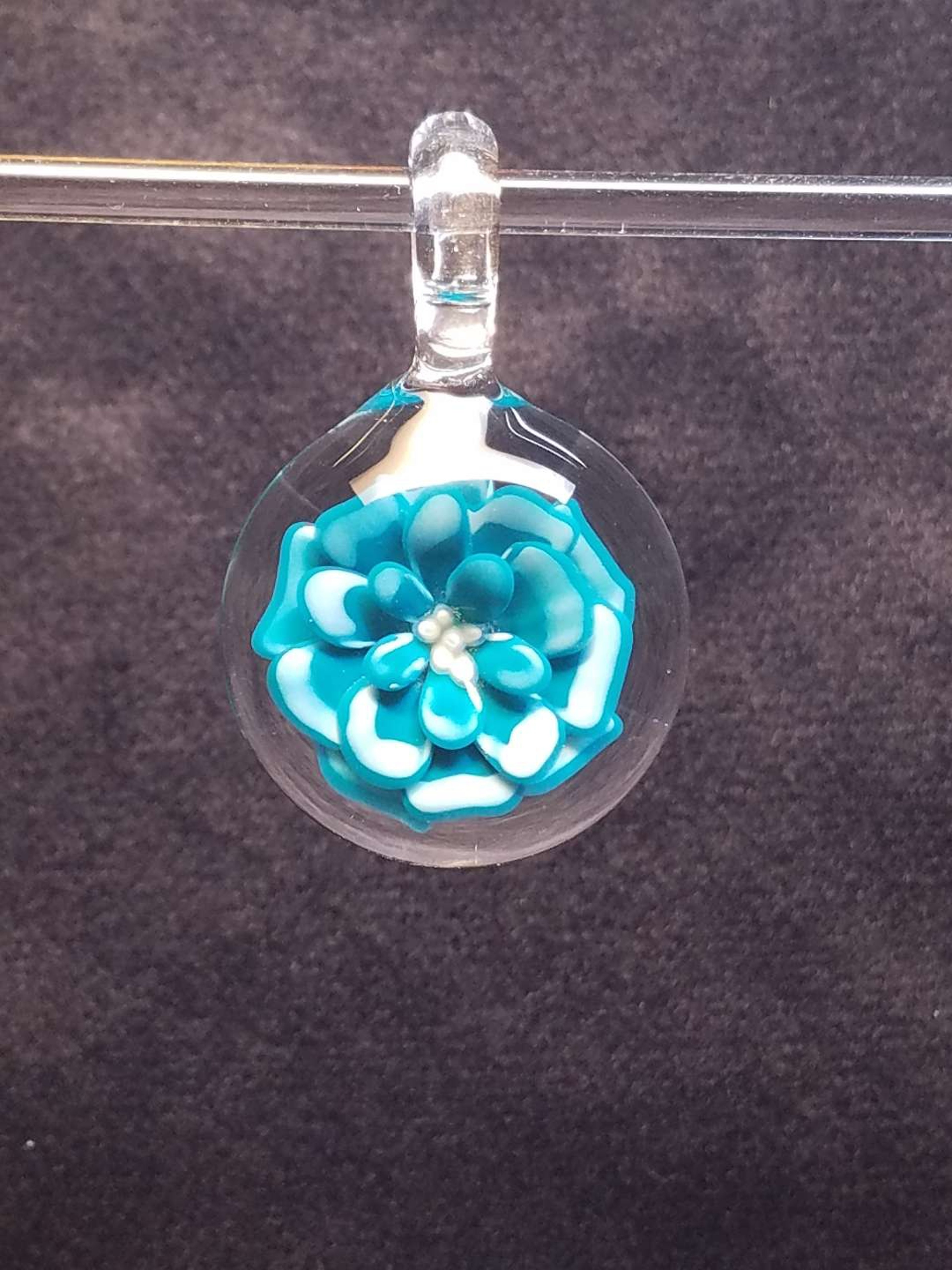 Preview pic of Flower Implosion (uglyGlass)