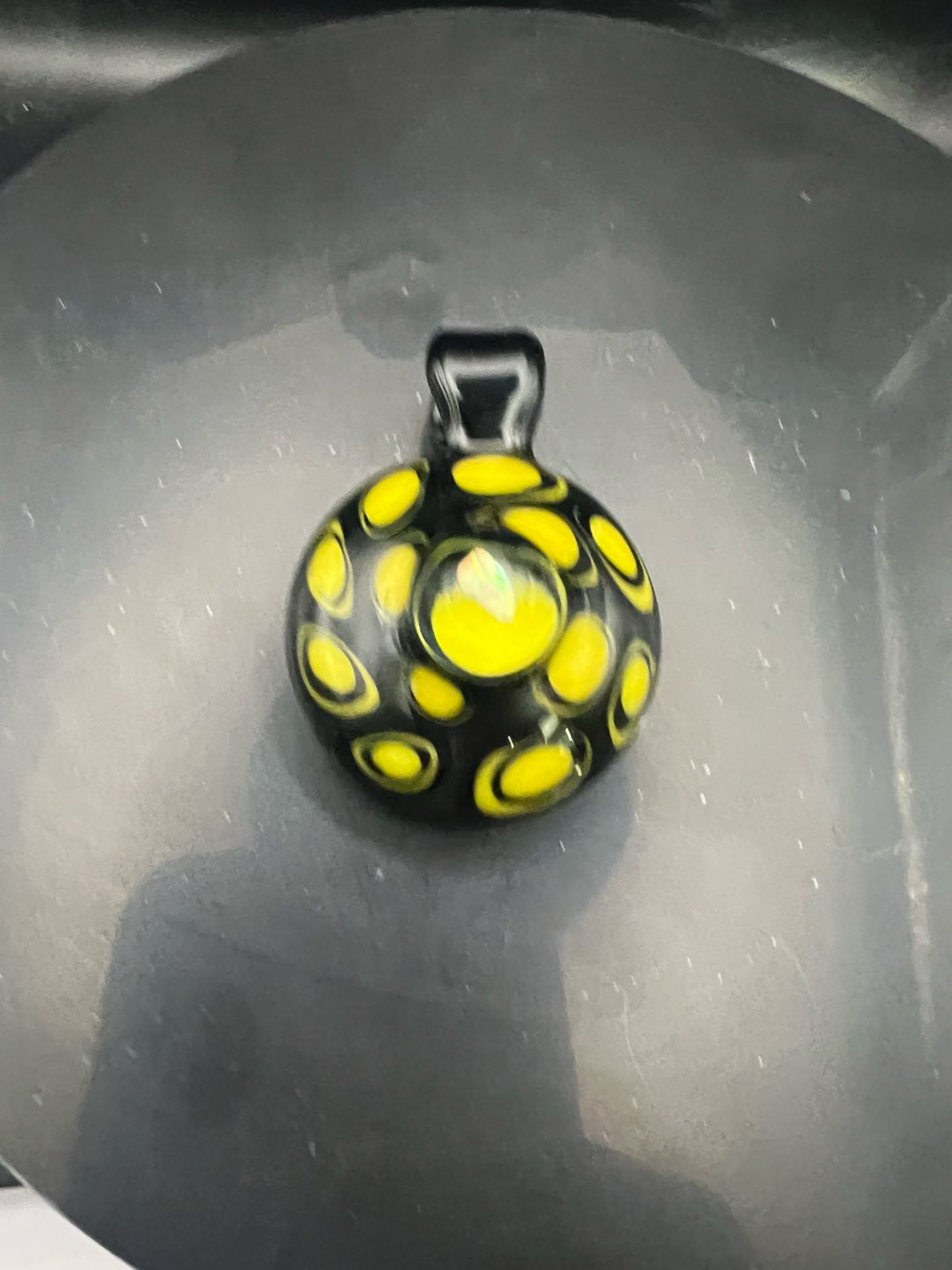 Preview pic of Black yellow dot stack pendant