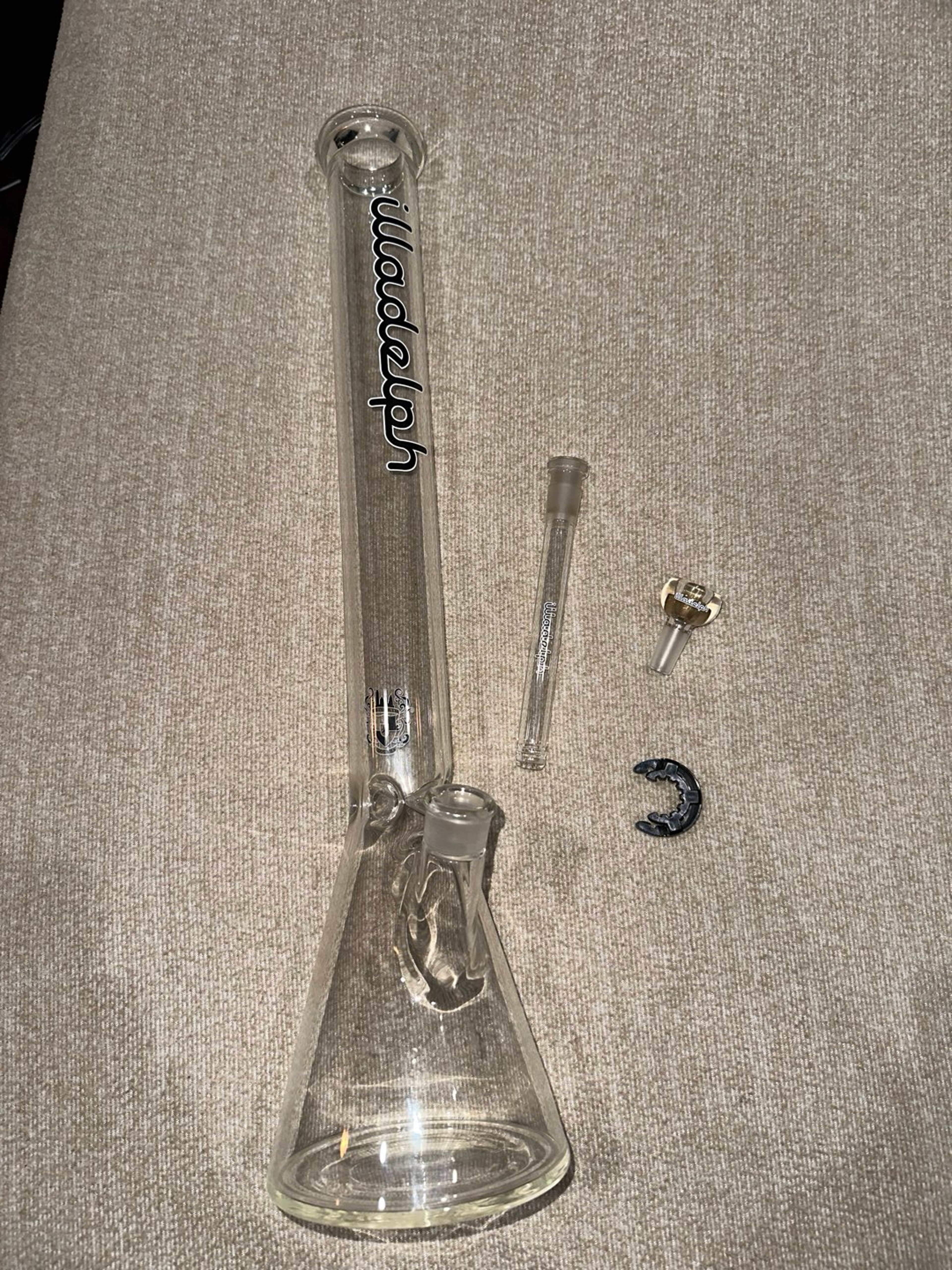 Preview pic of 21inch Tall 5mm black and white label Illadelph beaker