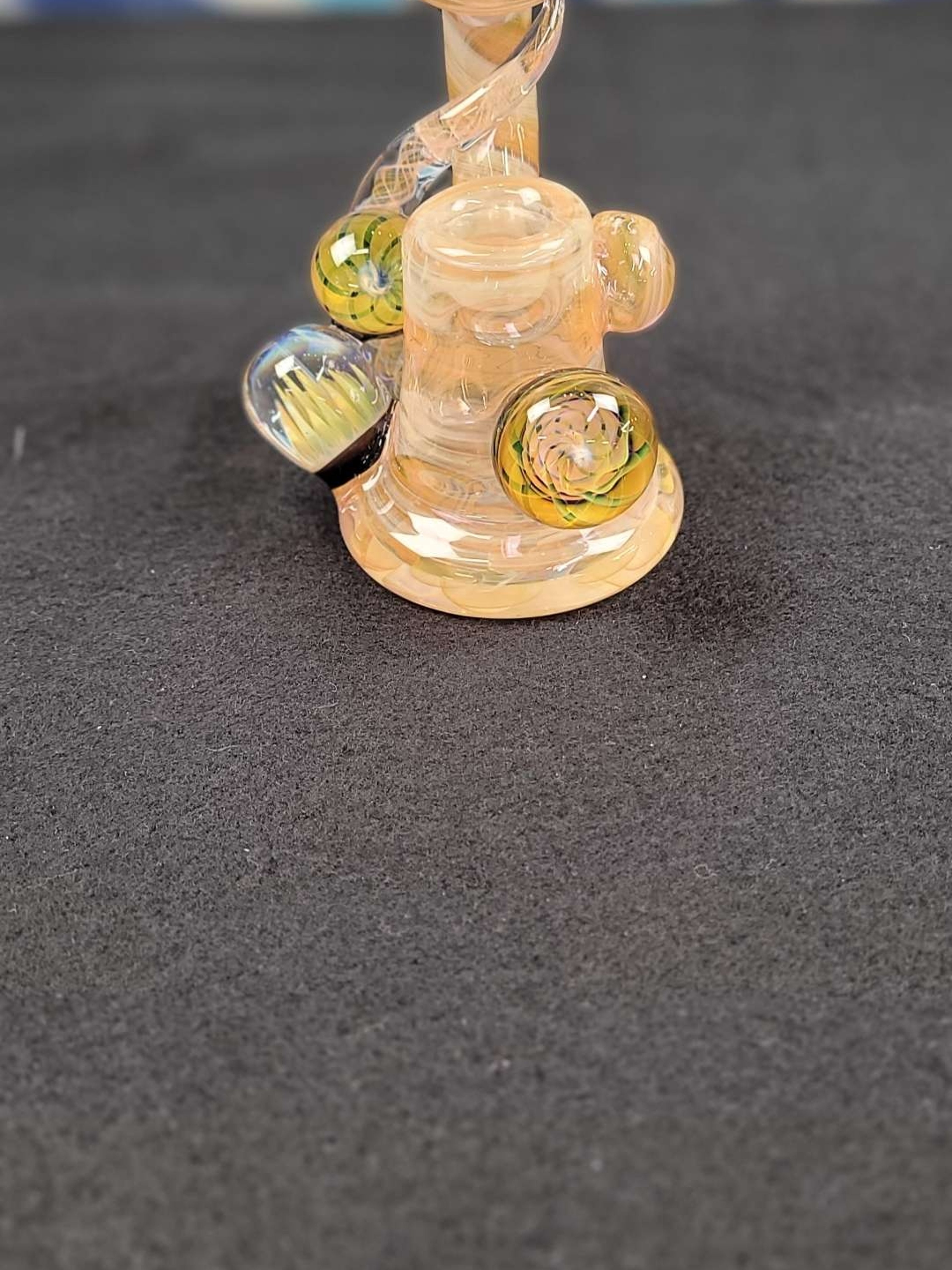 Preview pic of Fume squatlock