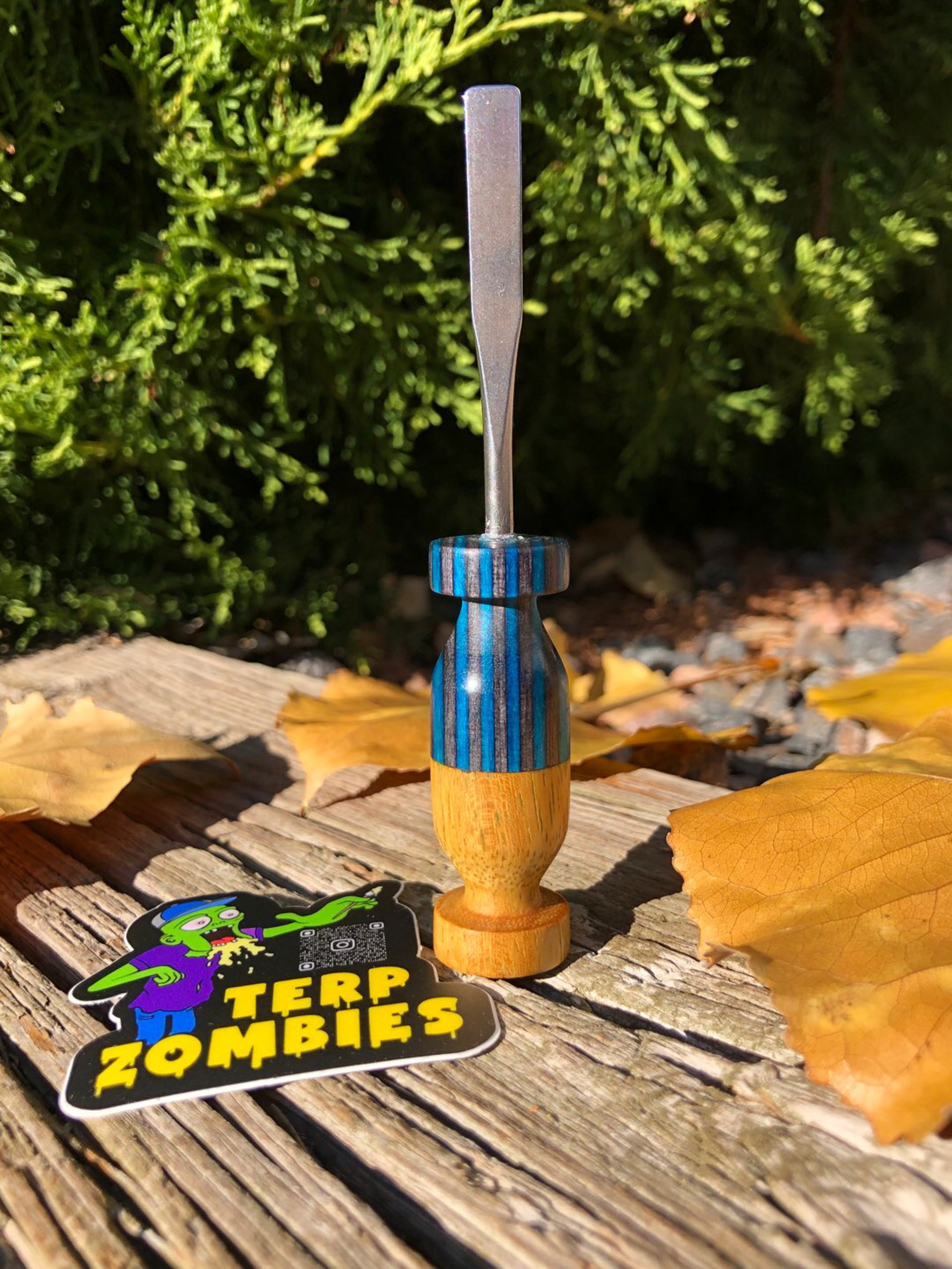 Preview pic of Yellow heart/Dark Aqua Dab Tool