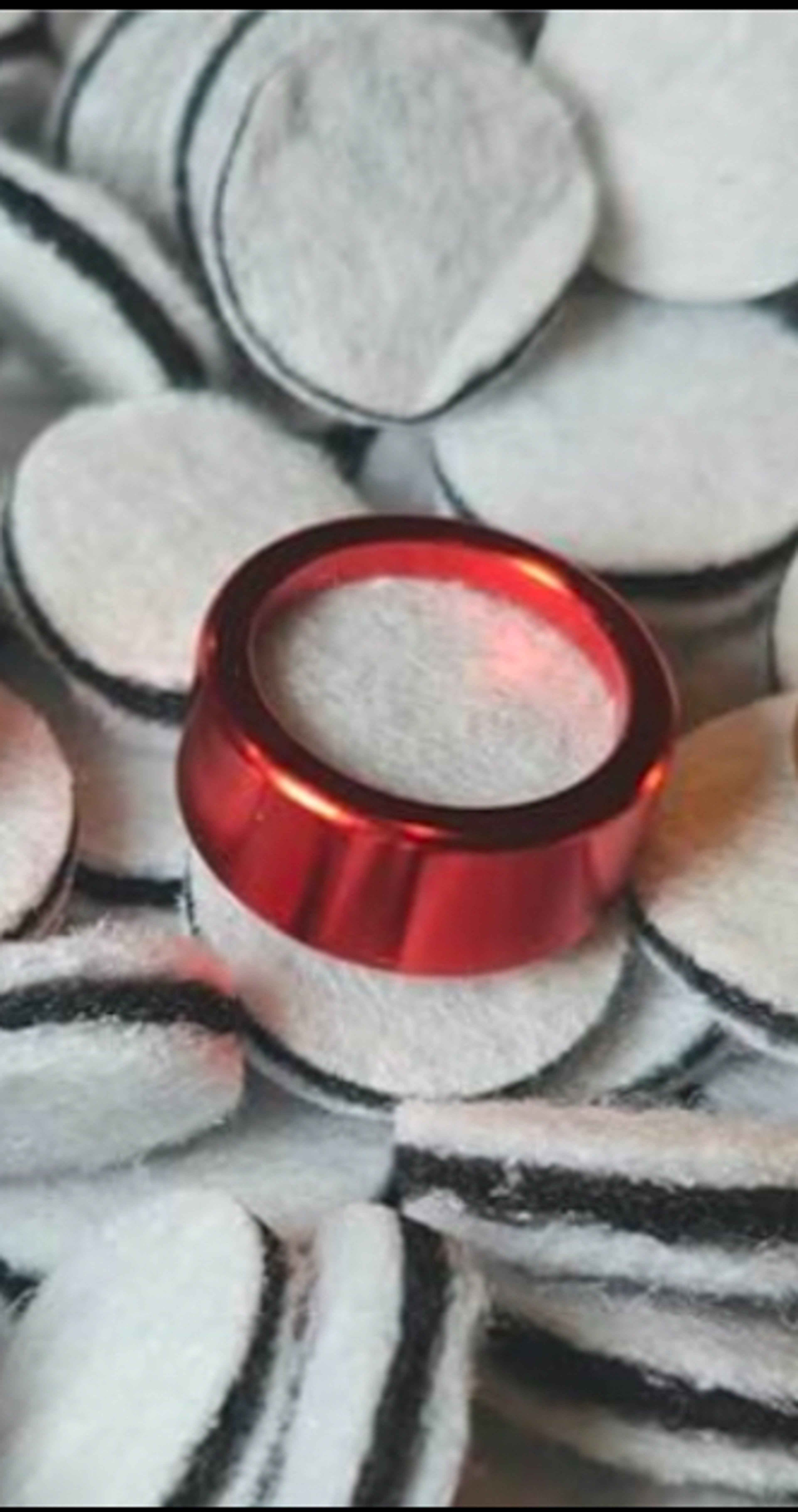 Preview pic of Metal Ring & Carbon Filters [x10] (Red)
