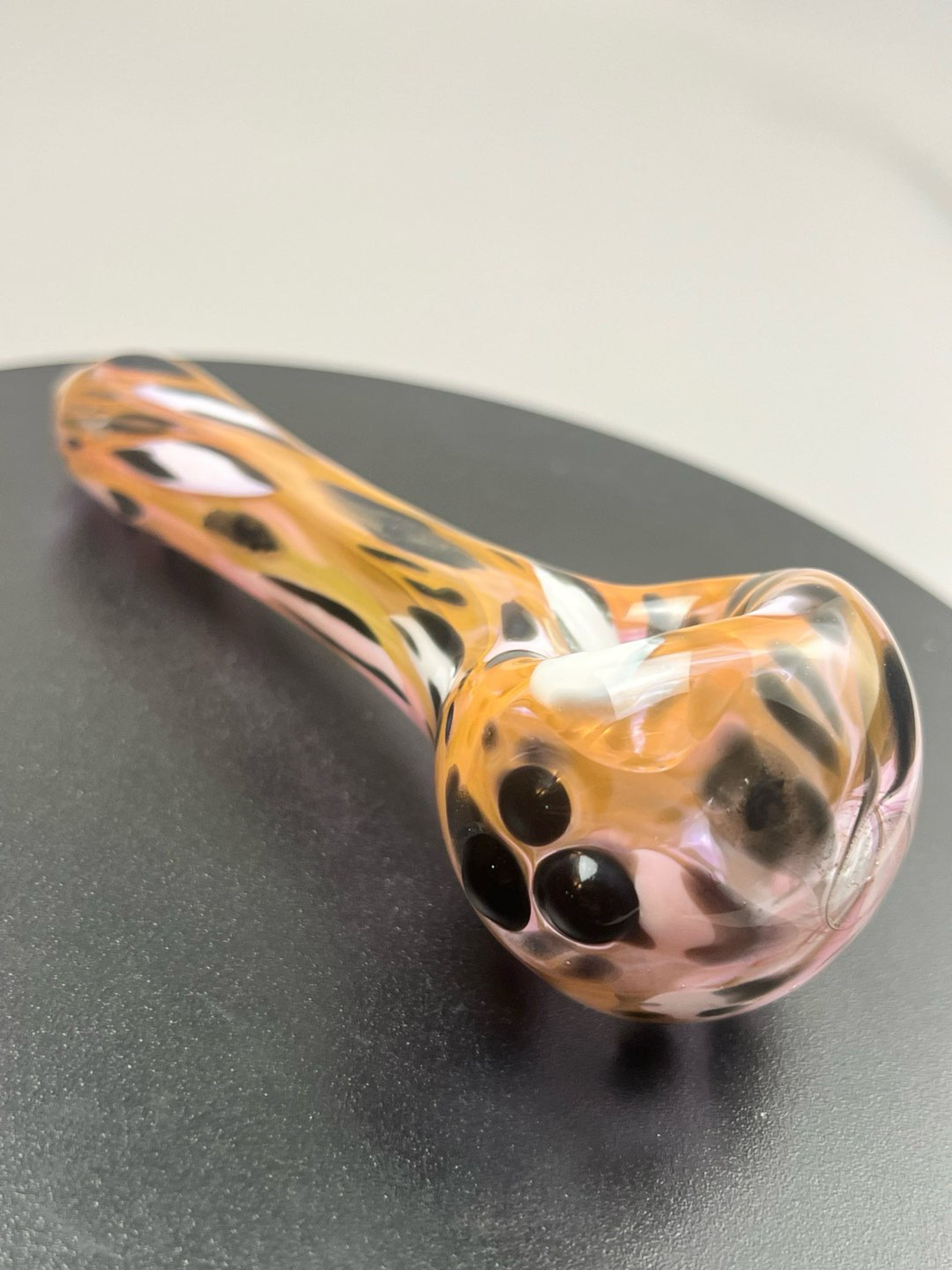 Preview pic of Cheetah Print Pipe