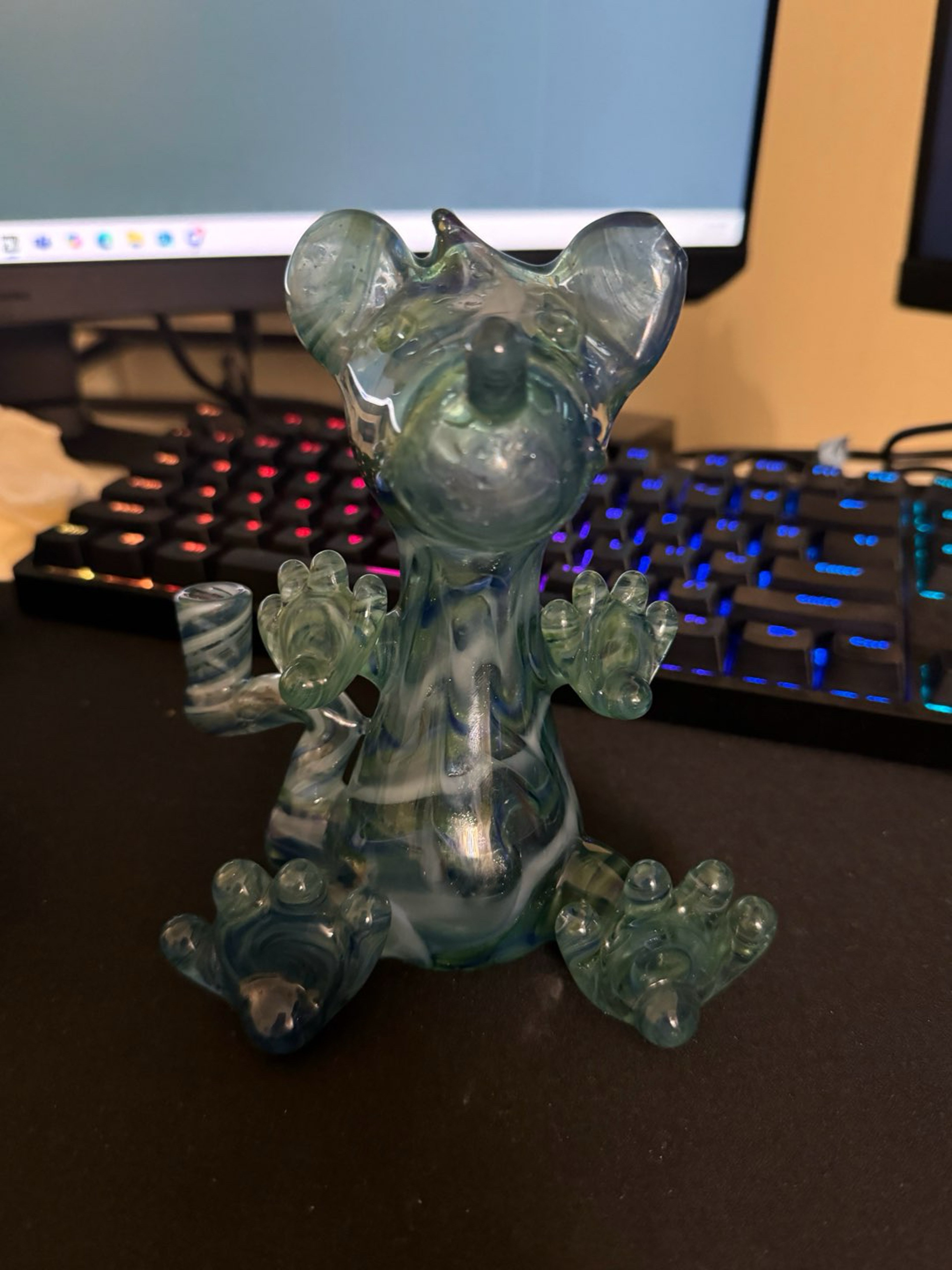 Preview pic of ANODYNE GLASS BEAR 🐻