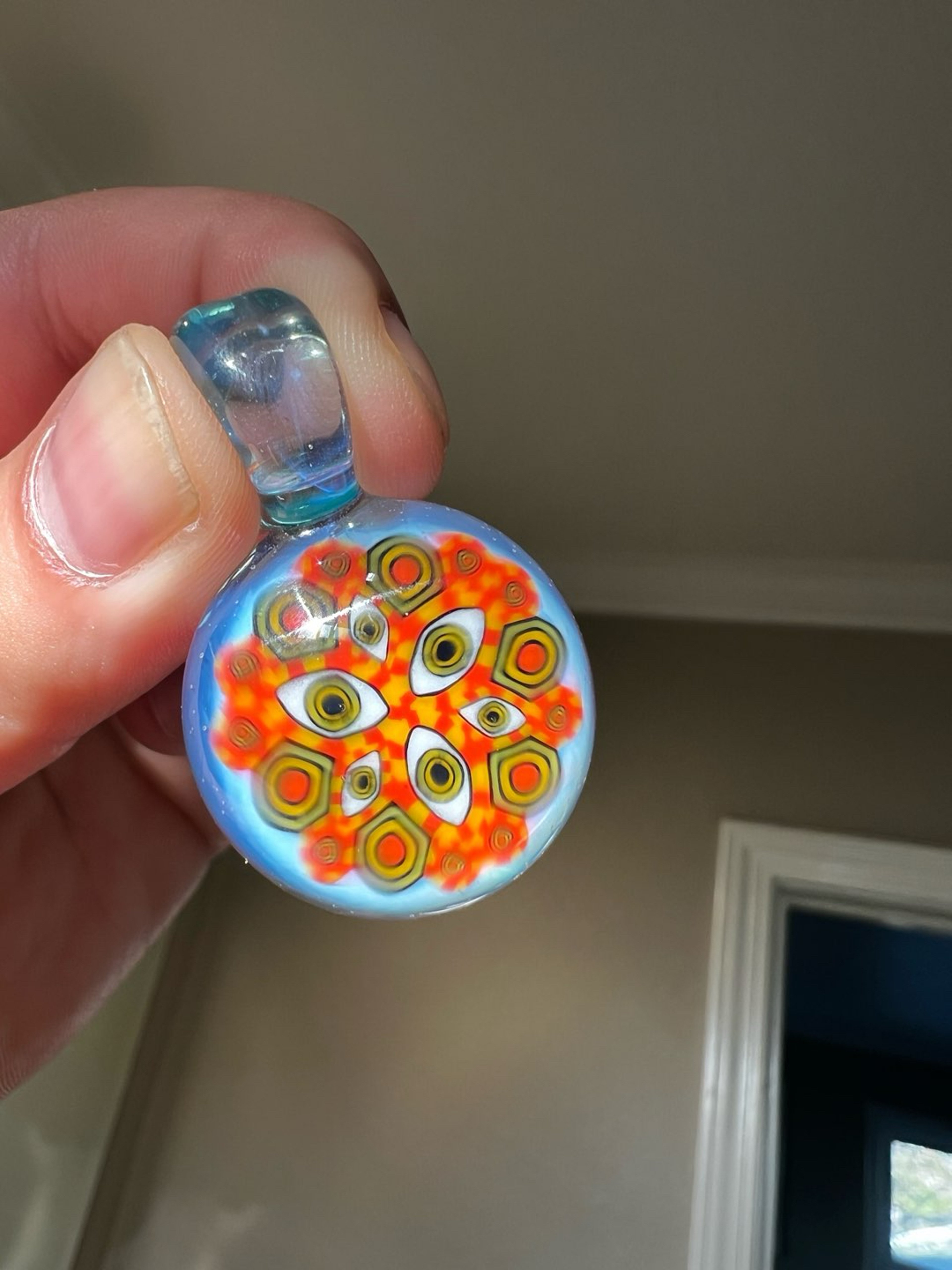 Preview pic of 2025 Banjo drop pendant
