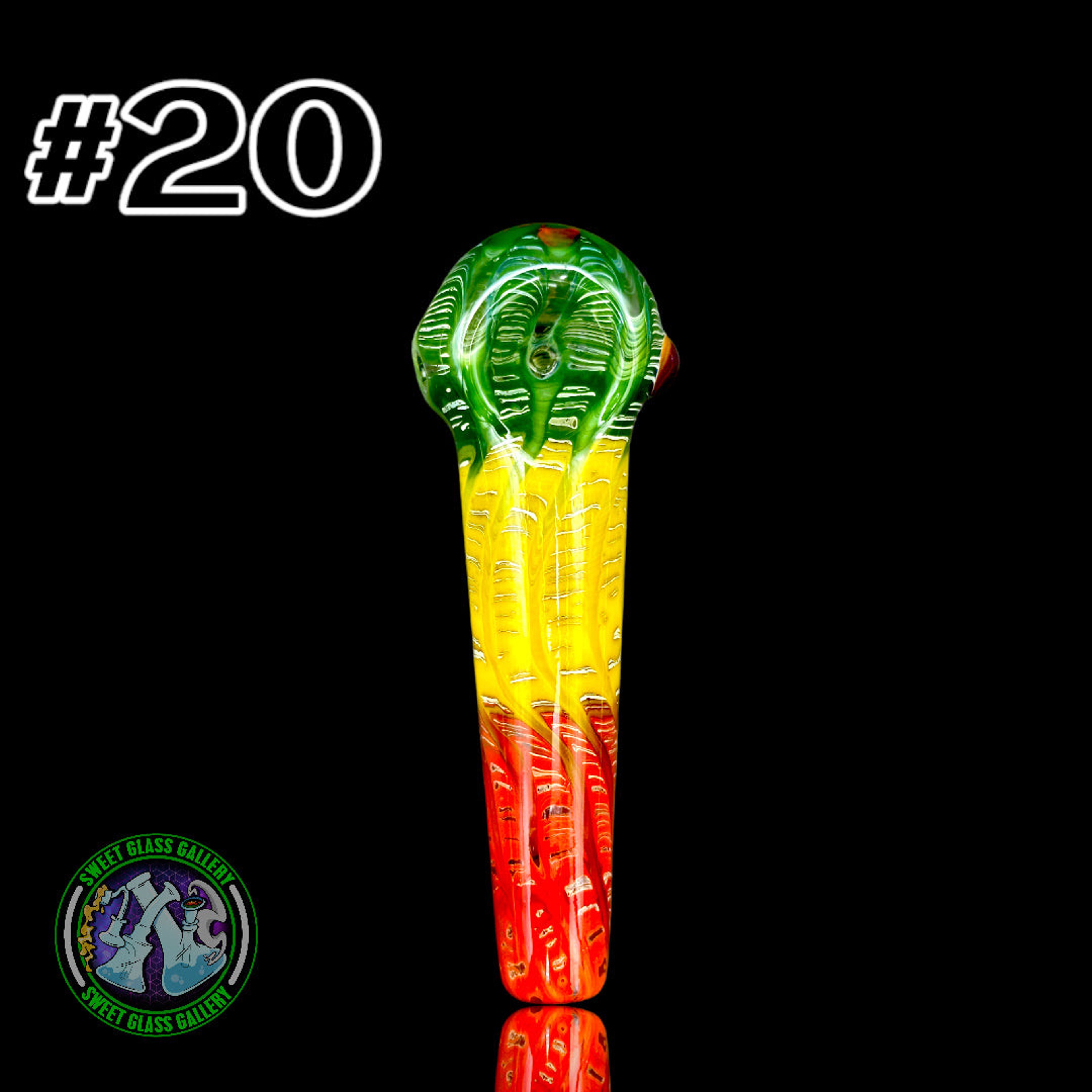 Preview pic of Daniel's Glass Art - Dry Pipe #20 - German Glass