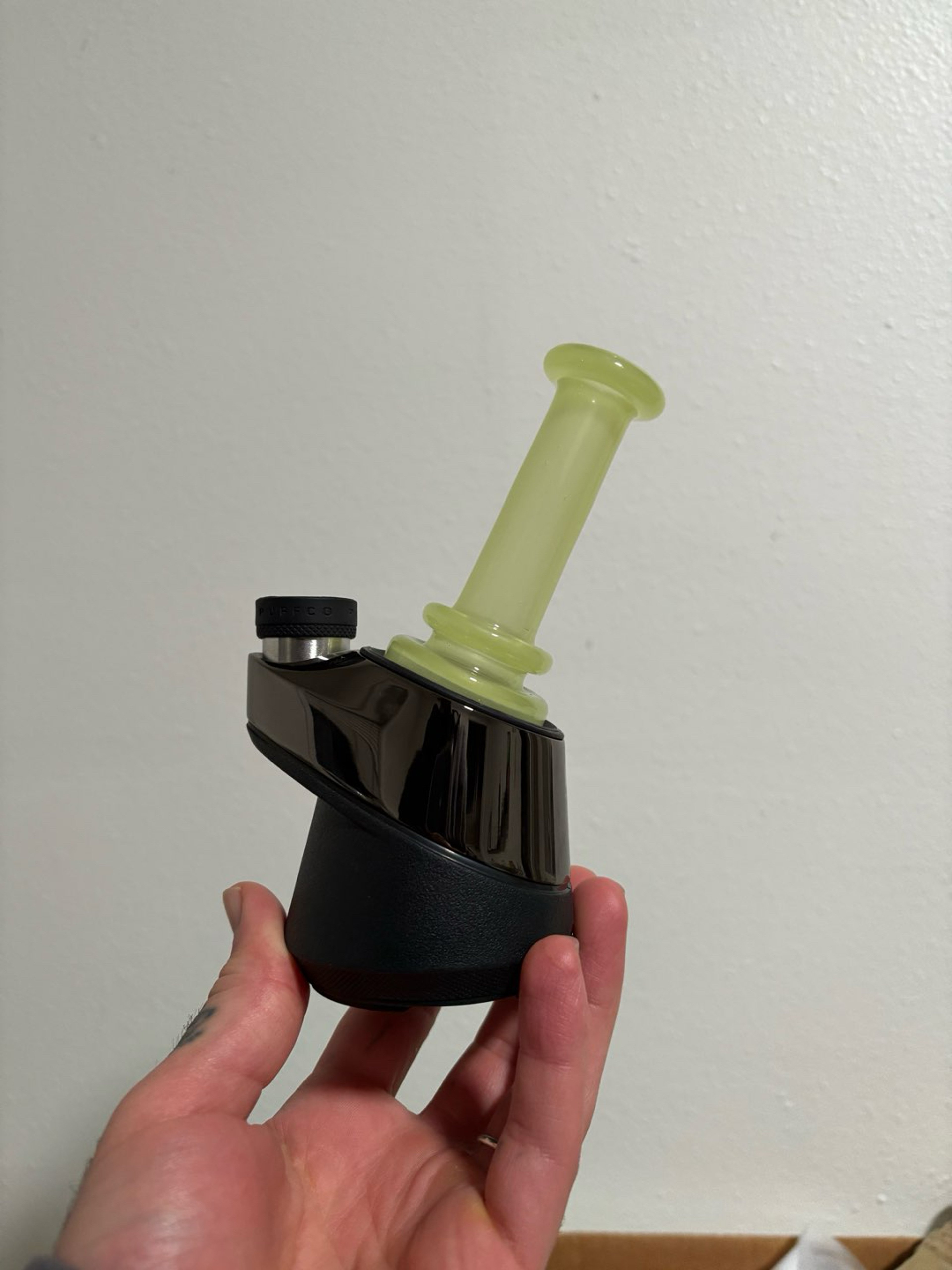 Preview pic of Yoshi low profile Puffco dry top