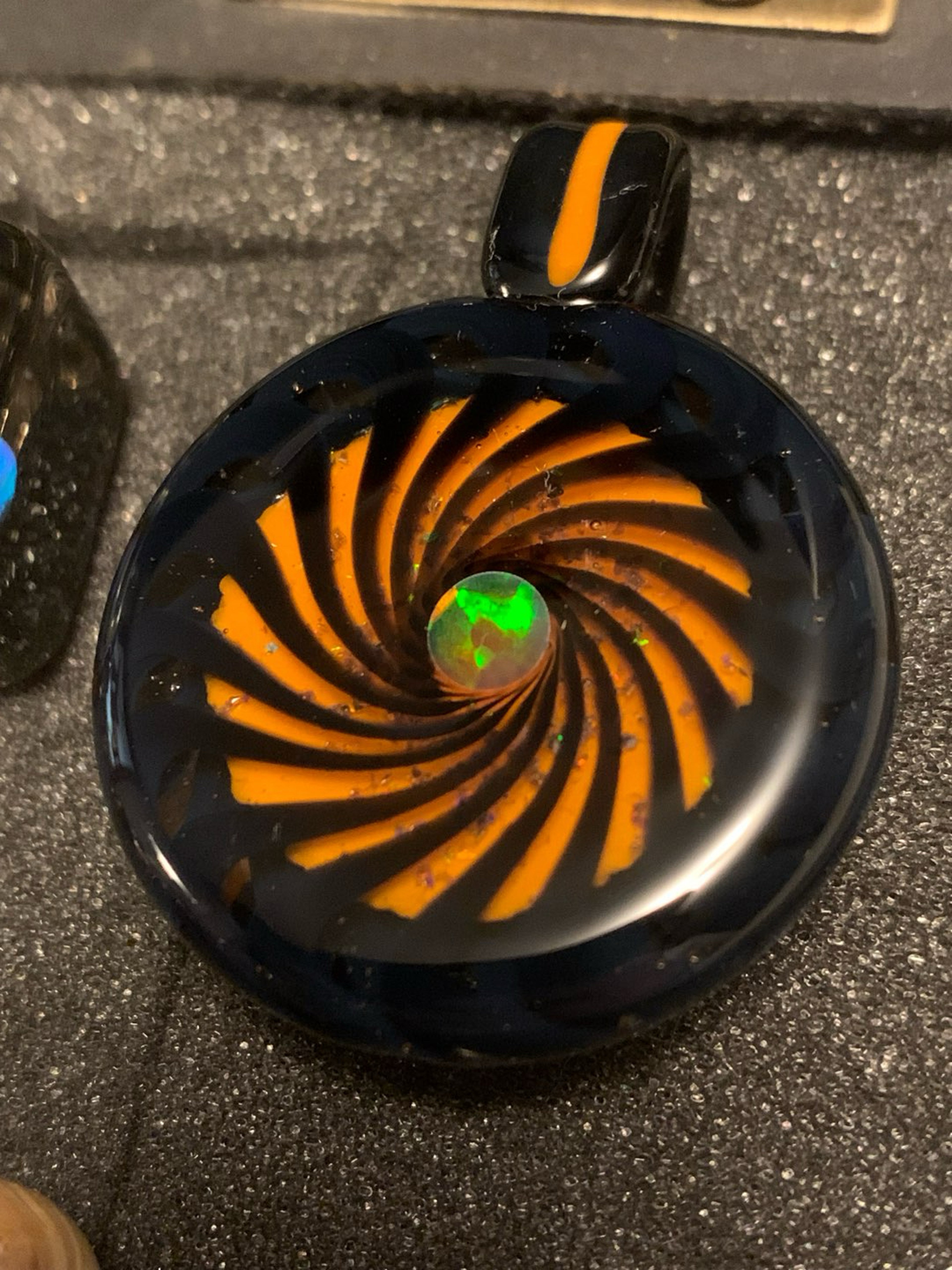Preview pic of RJWglass Pendy.