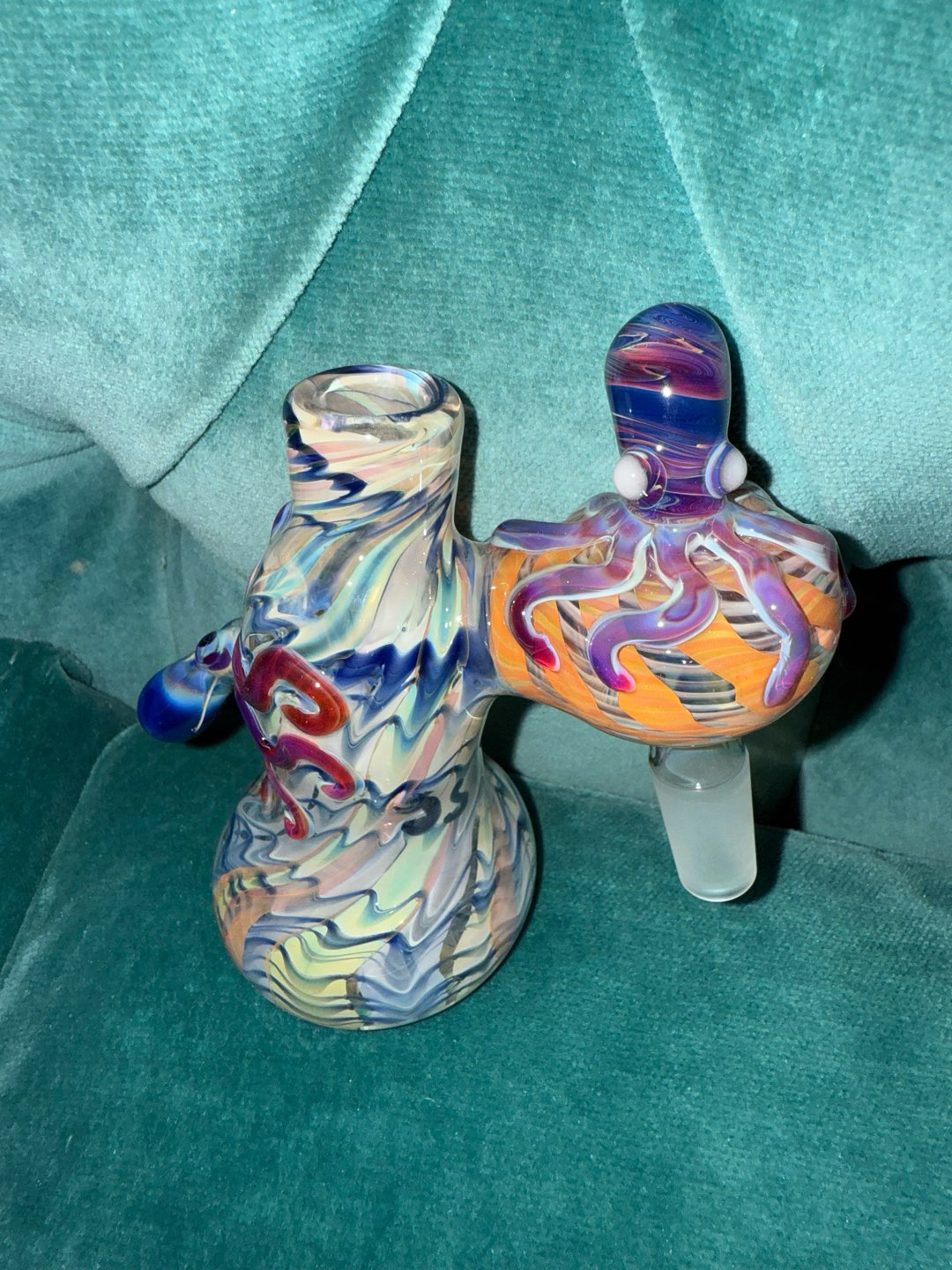 Preview pic of Vassily Crettol Ashcatcher
