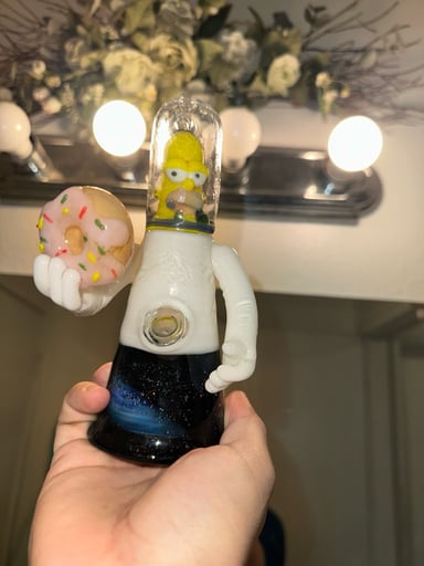 Preview pic of Astronaut Homer