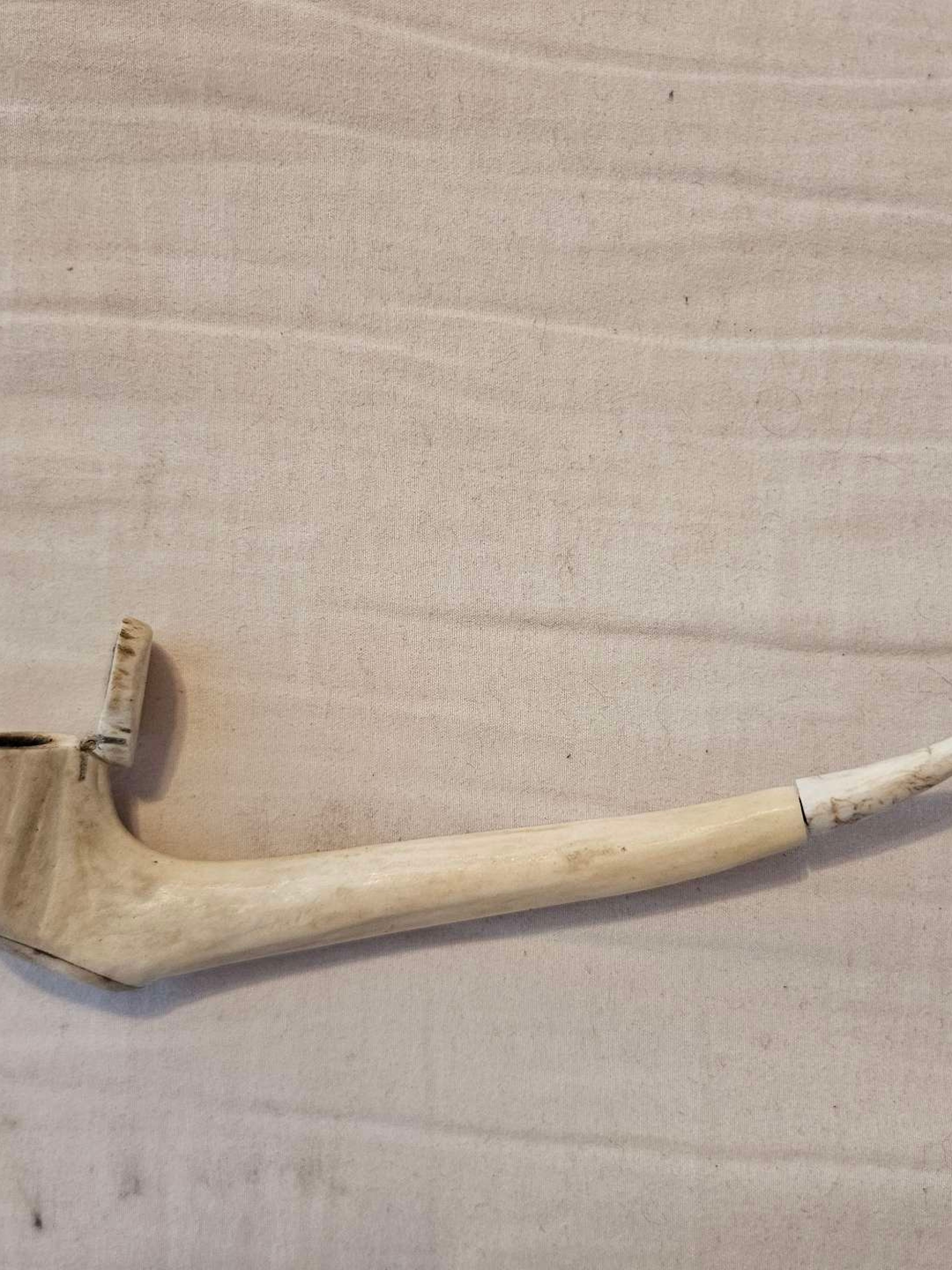 Preview pic of Handmade, deer antler pipe